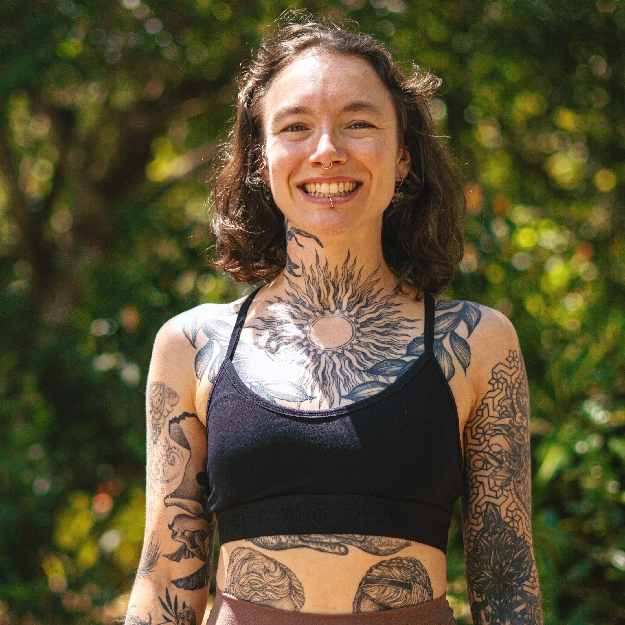 Remember that today at 17:30 we are offering a FREE 60 min class with Isabelle W.! She&rsquo;ll teach Vinyasa Flow Level 1 ✨

Come and enjoy your Saturday afternoon &hearts;️🙃