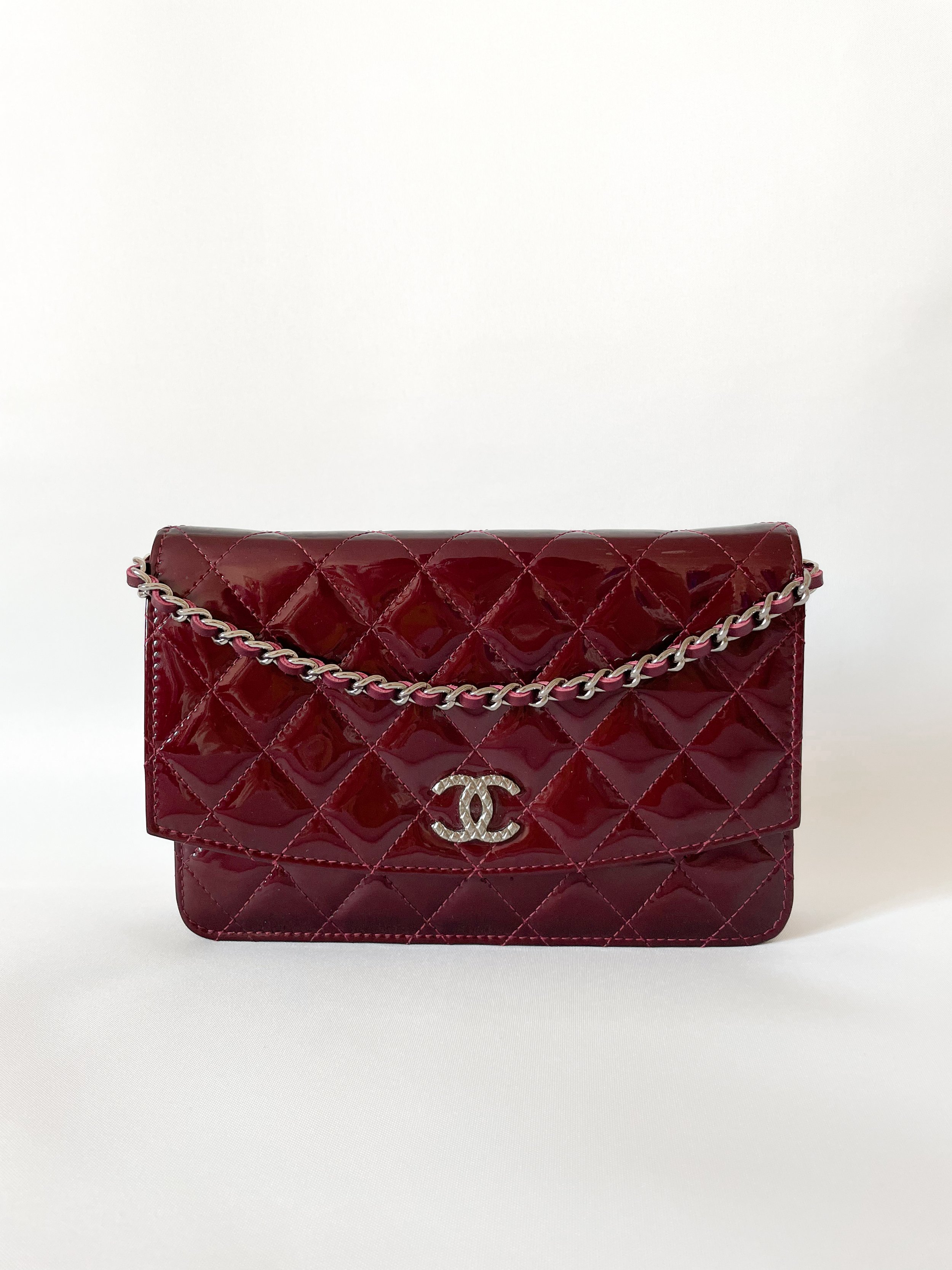 Chanel Timeless Medium 24K 1.jpg