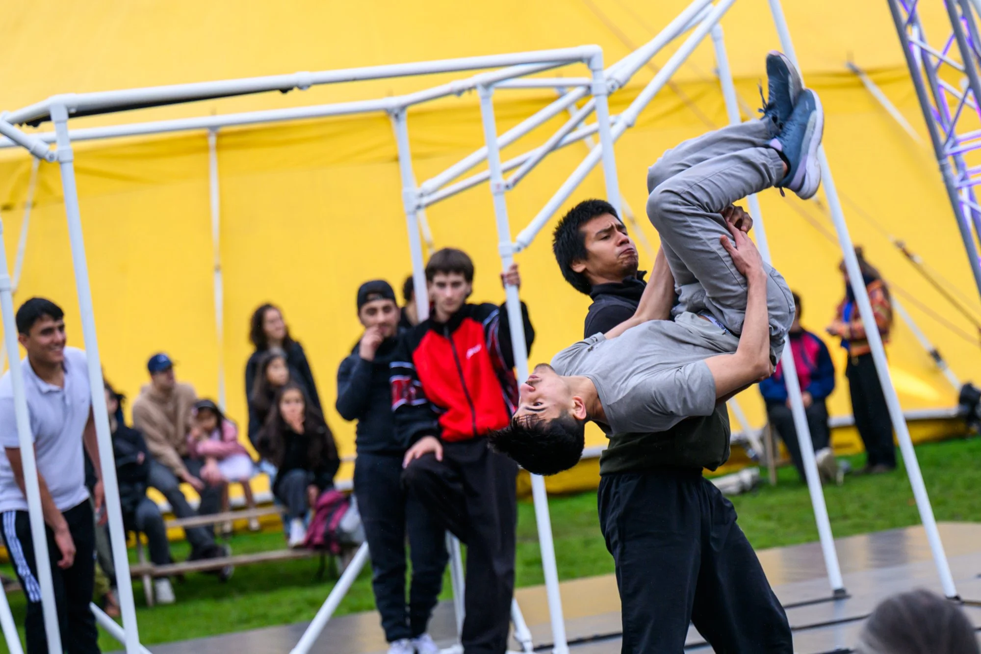 FestivalCircolo-UnpunishedYouth-CorpoMáquinaSociety-15102025-JostijnLigtvoetFotografie-23.jpg
