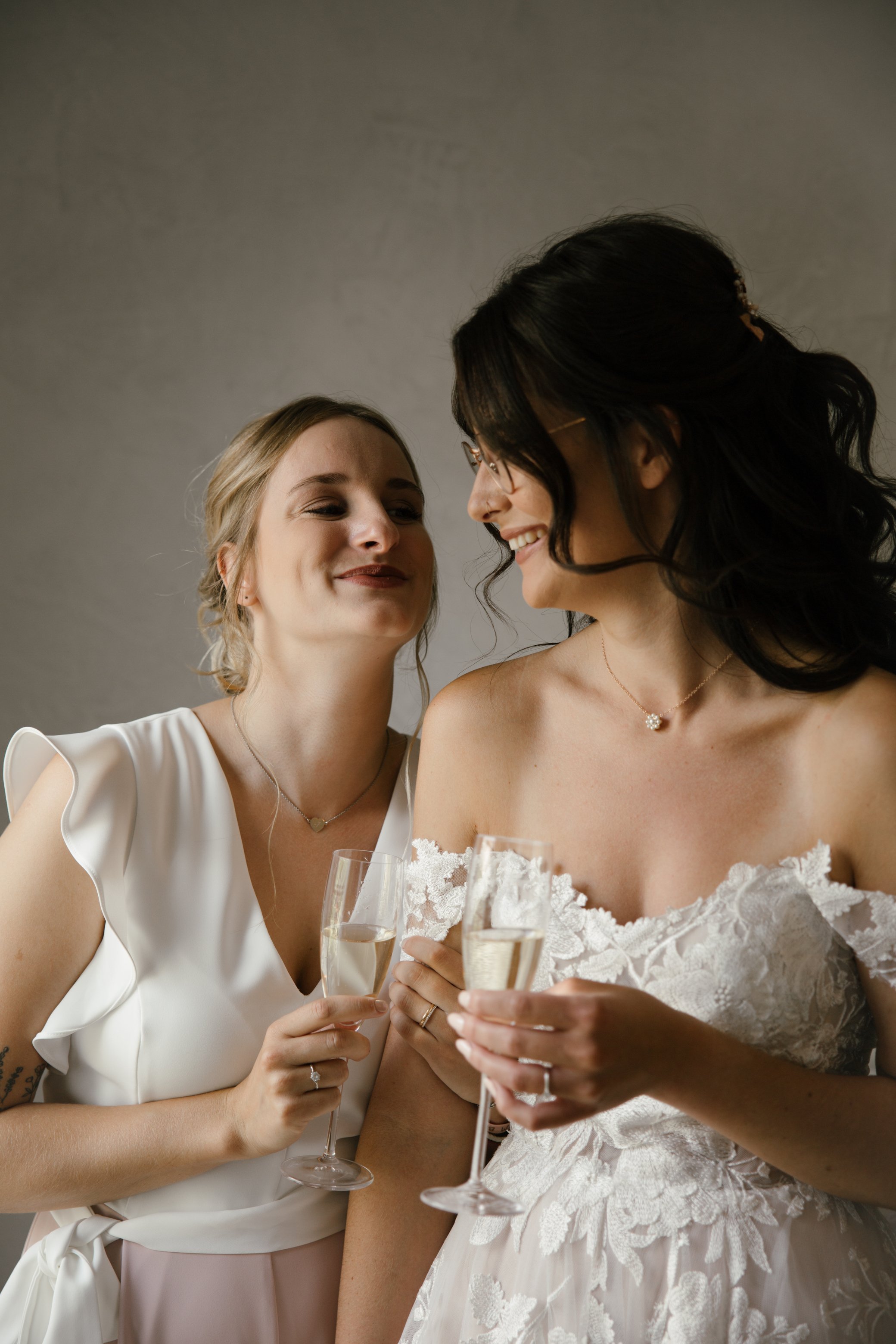 Bride and maid of honour Basel, wedding photography.jpg
