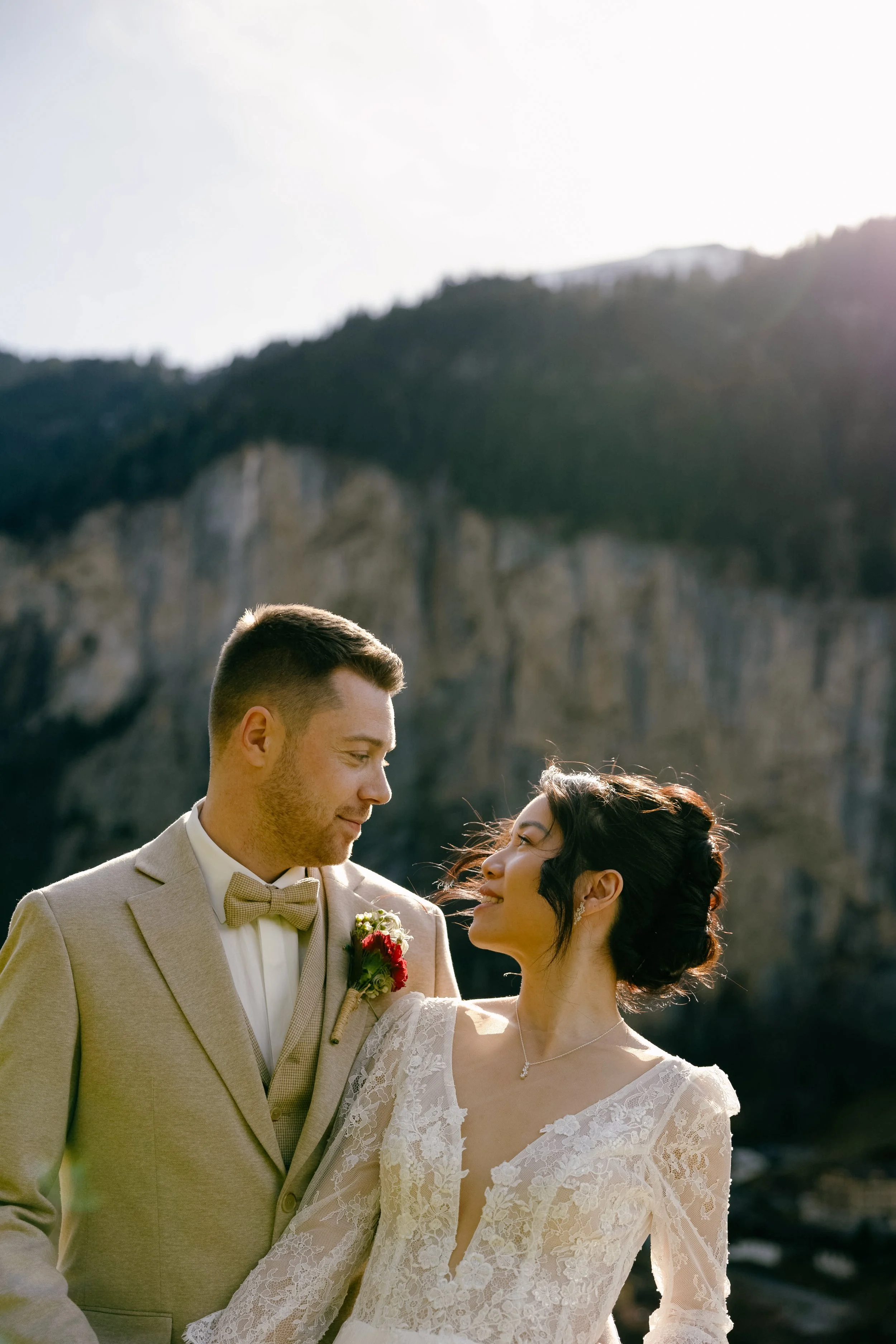 Lauterbrunen elopement, Swiss wedding photographer