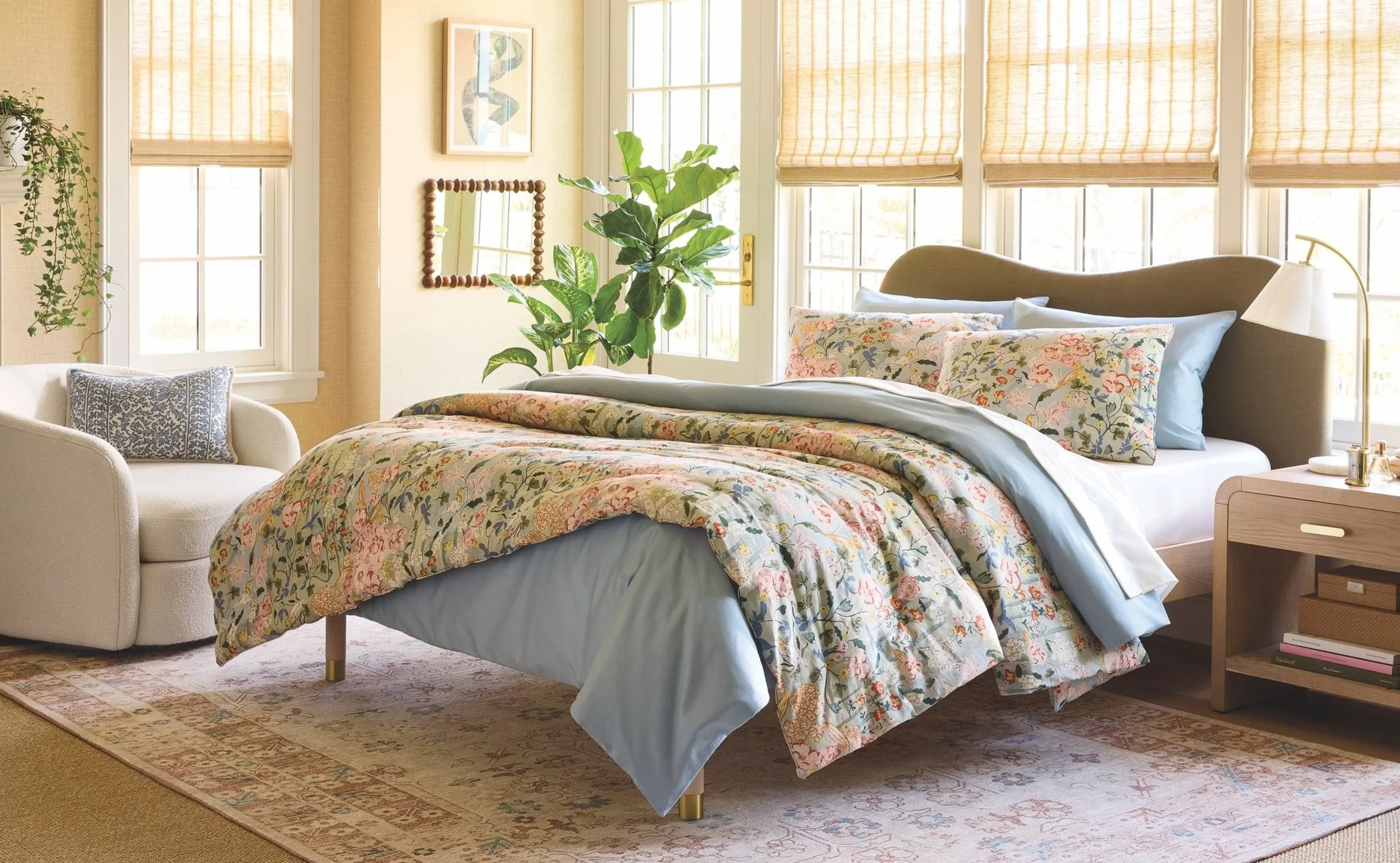 Threshold+Bedding+Comforter.jpg