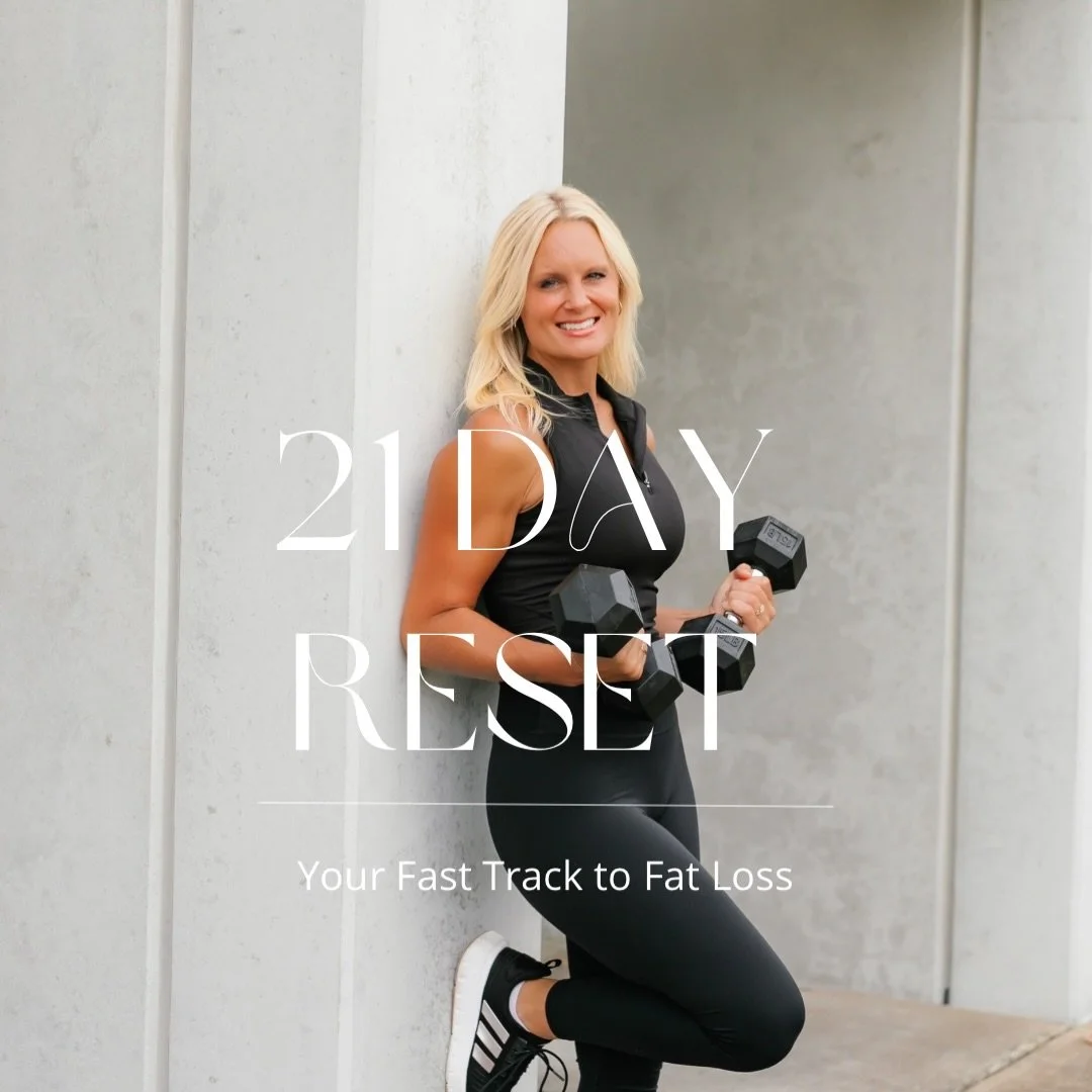 Recent results from my programs:
🍎Sarah: Lost 12 pounds, gained the confidence to wear a bikini at 45
🍎Michelle: Stopped emotional eating after 20 years of struggling
🍎Amanda: Finally feels &ldquo;at home&rdquo; in her body for the first time ever