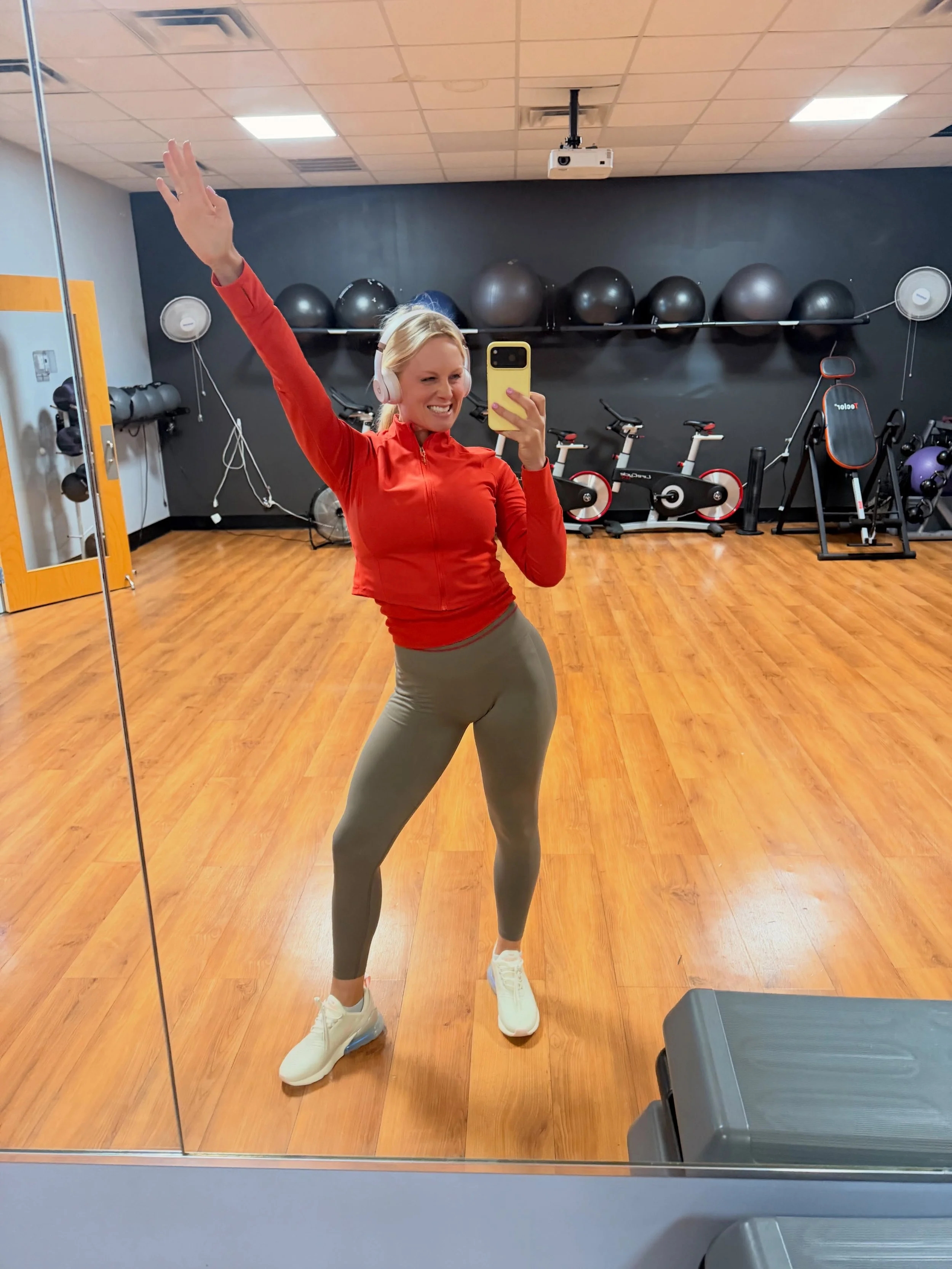Building your body is an act of respect. Every woman who has ever hated her body has been taught to see it as a problem to fix.

I see it differently. You are not fixing something broken. You are building something extraordinary. 🌱☀️💪🏼