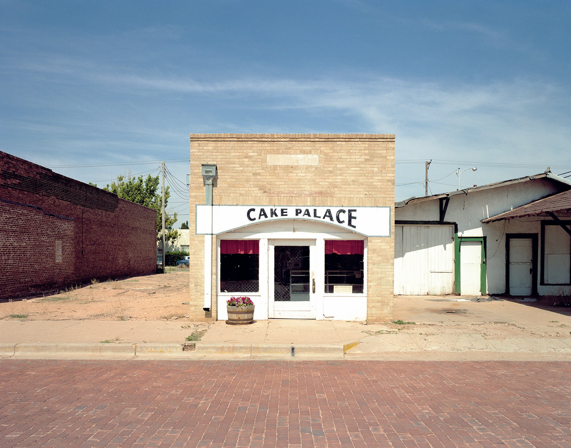  Peter Brown,  The Cake Palace , 1994 