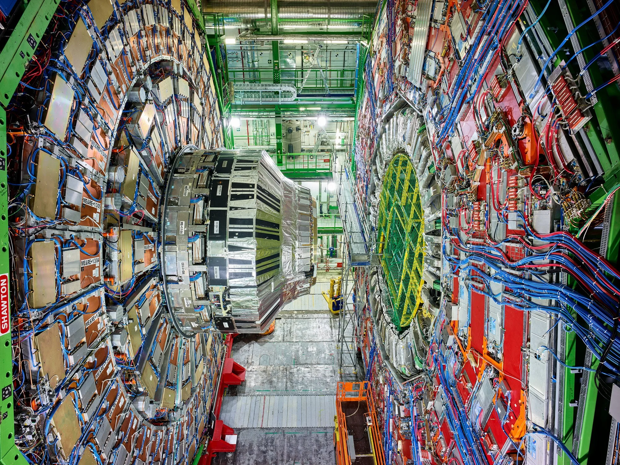 260720 EDU Scott Nidermaier  04 - Cern.jpg