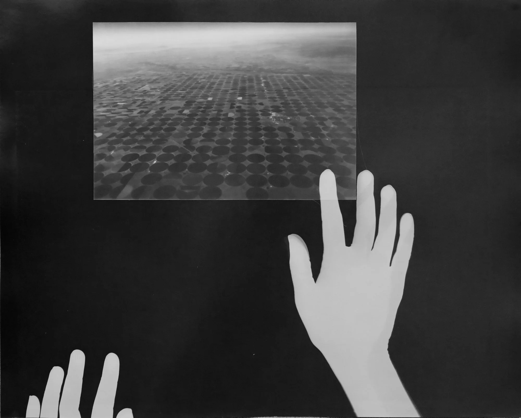 Copy of 9_Center-pivot Irrigation (Water grab).jpg