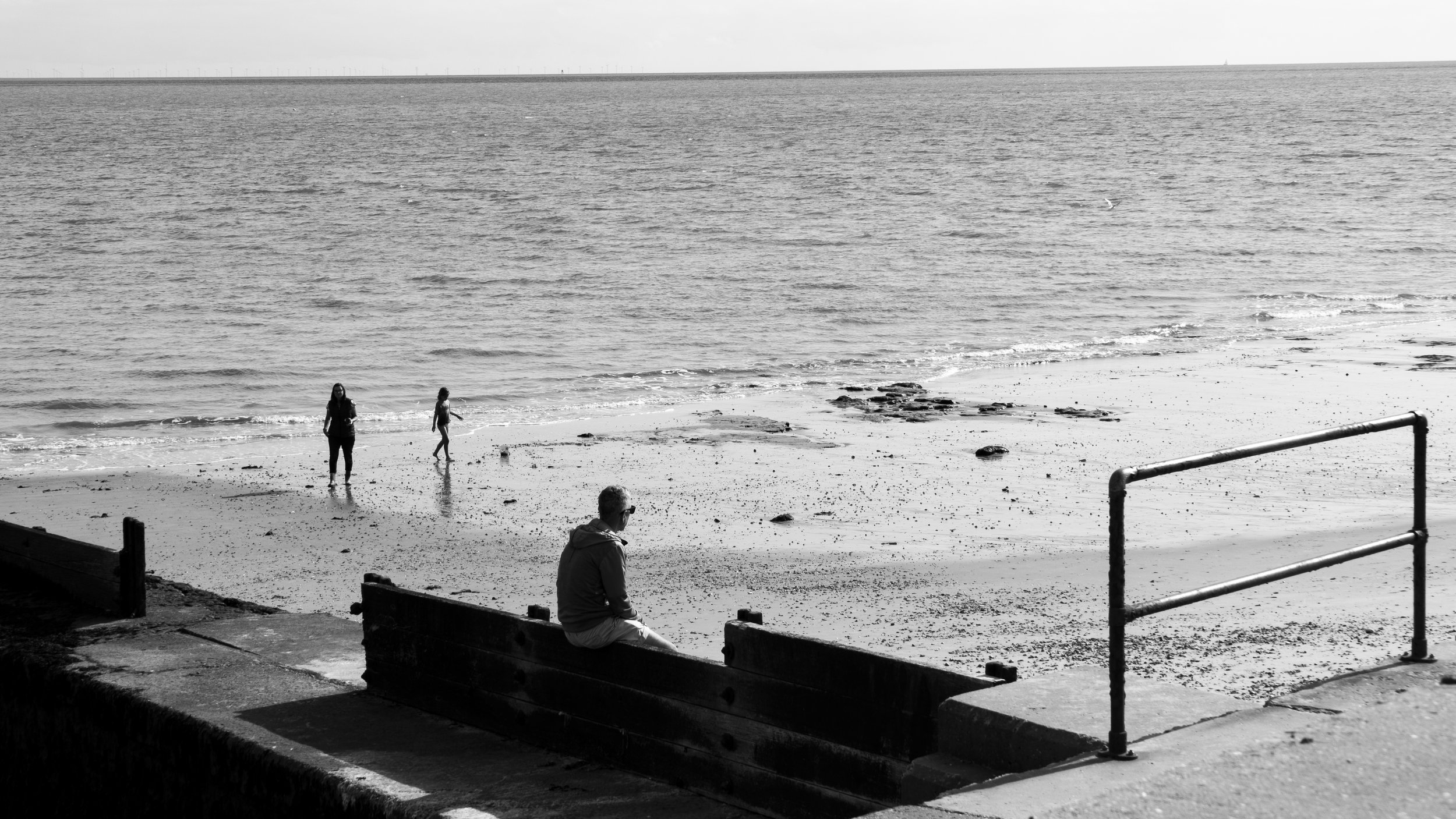 Walton on Naze - Dad Watches Wife and Child at Beach - 12.09.20.jpg