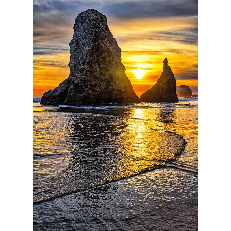 Sunset Between Wizards Hat FR small.jpg