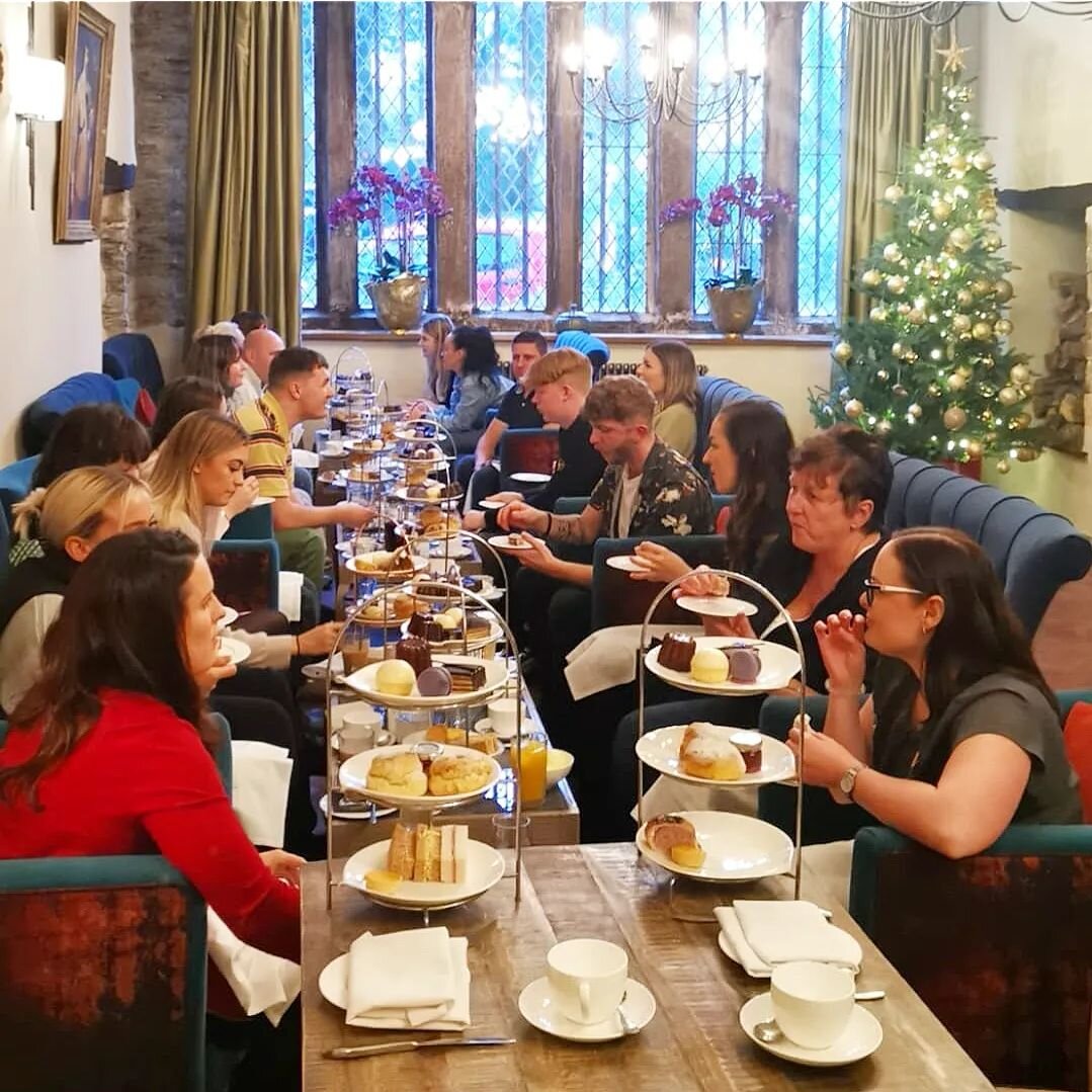 🏆𝟞 𝕄𝕠𝕟𝕥𝕙𝕝𝕪 ℝ𝕖𝕨𝕒𝕣𝕕𝕤🏆

Today we spent the afternoon celebrating our 6 monthly rewards over afternoon tea. Recognising our team members who have gone above and beyond and shown all round fabulousness over the past 6 months.

Well done te