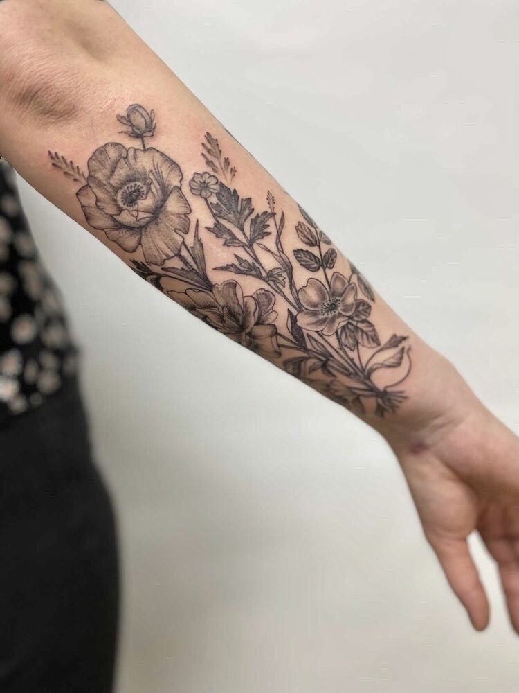 The Canvas Arts Temporary Tattoo Waterproof For Men  Women Wrist Arm  Hand Neck Tattoo T68 Rose Tattoo Size 60mm X105mm  Amazonin Beauty