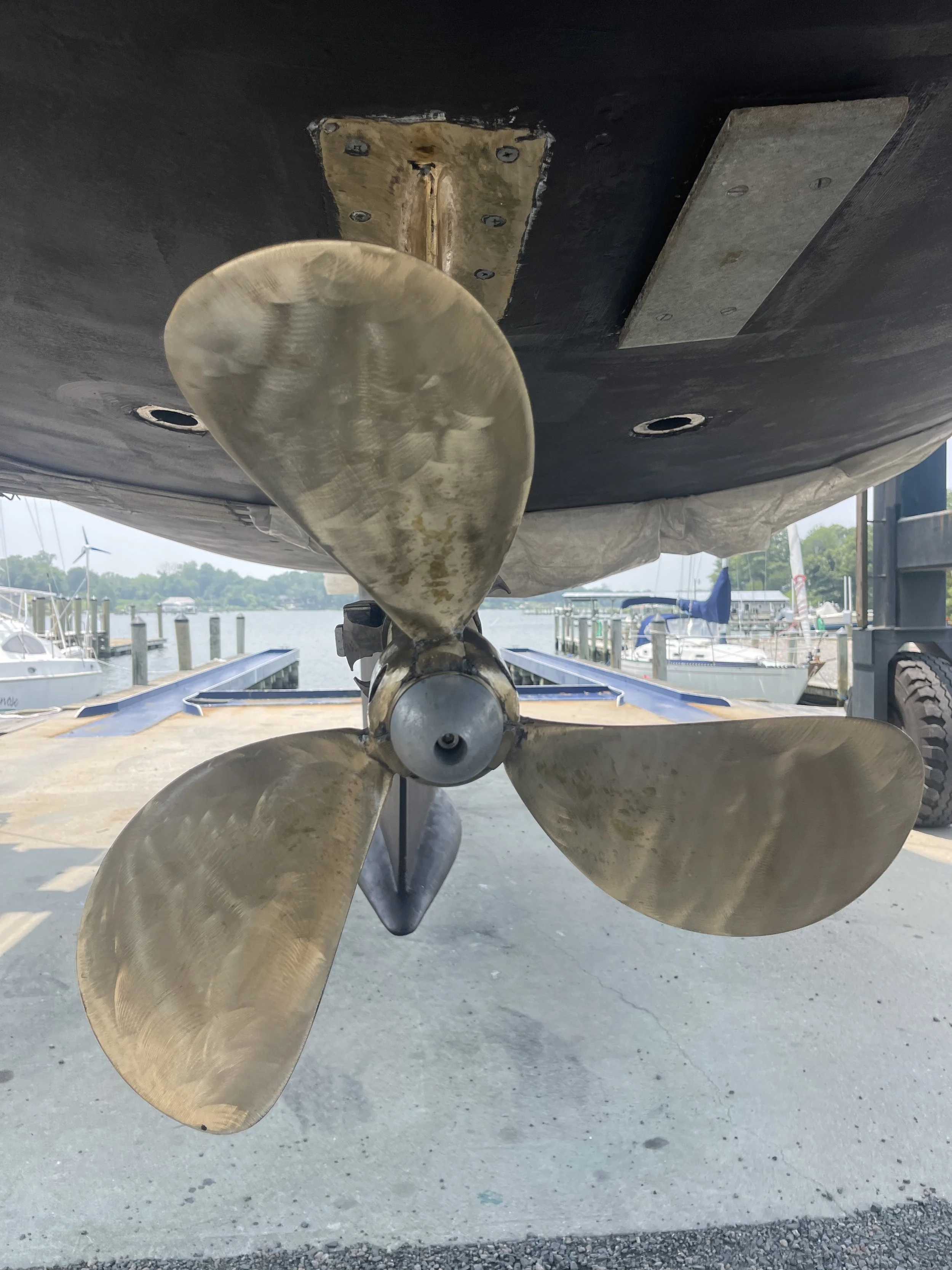 Clean, service prop.