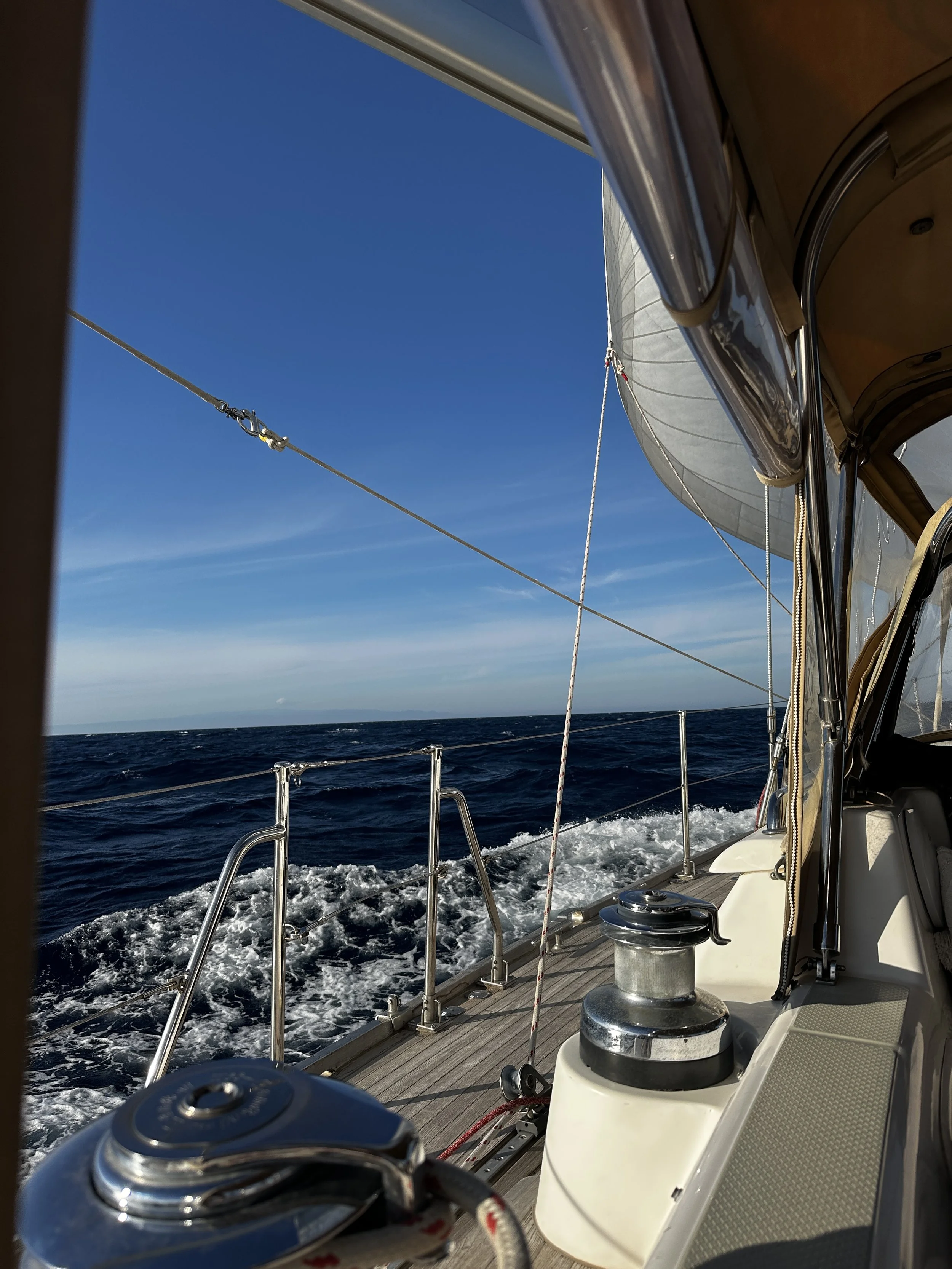 Perfect winds, steady 7 kts.
