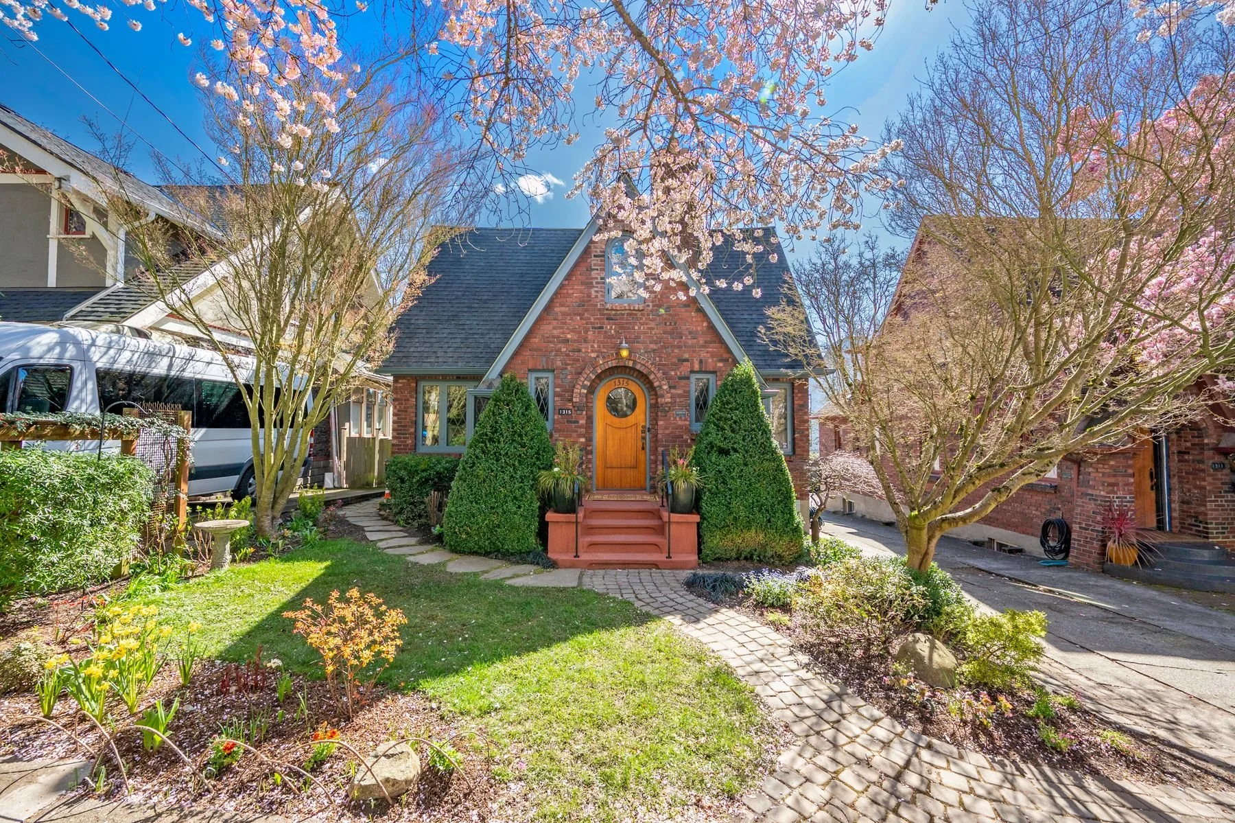 1315 NE 70th Street, Seattle, WA