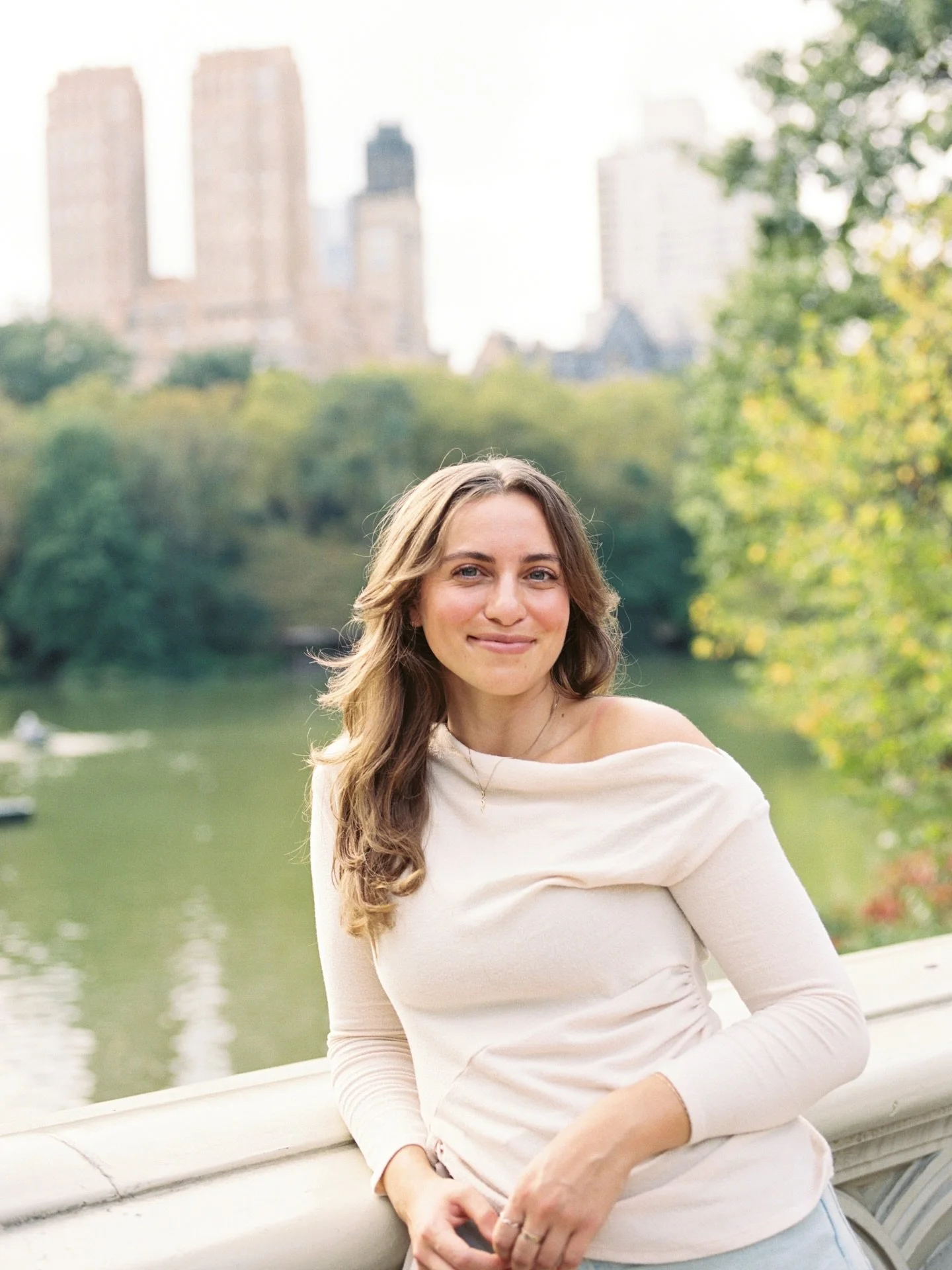 I celebrated another year life this weekend- what a gift to be 28💥
Here are 28 SFW things about me:
1. I’m watching all 6 Scream movies from now til Halloween
2. Go to choice in shoes is @rainbowsandals flip flops, year round
3. I keep scrap