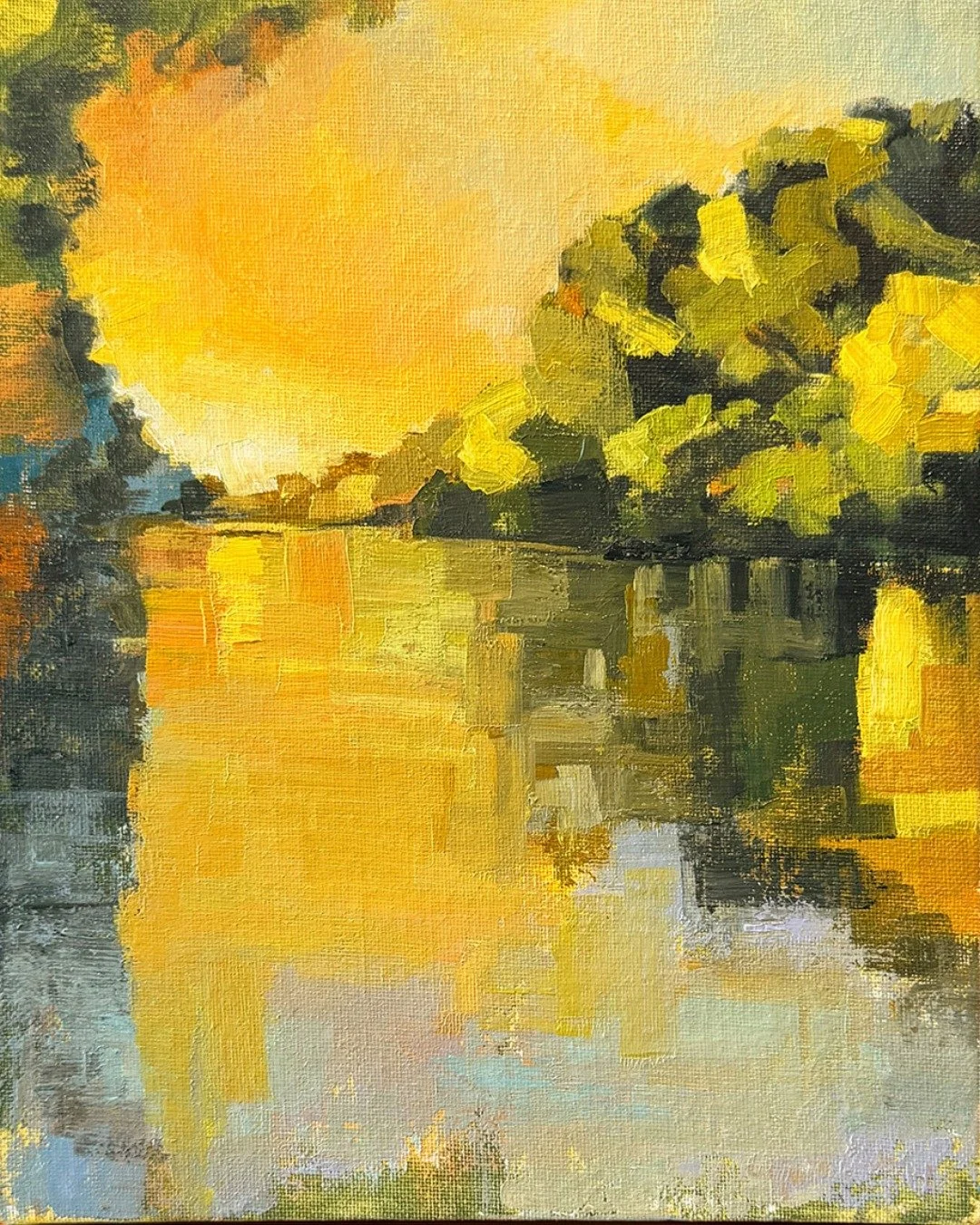 River Sunrise, a new 8x10 painting, has found a lovely new home, and I couldn't be happier that it's with @victoriaremlerphotography! I'll be soon sending it off to her place in NYC, go Knicks! 

Victoria is the amazing photographer who took the phot