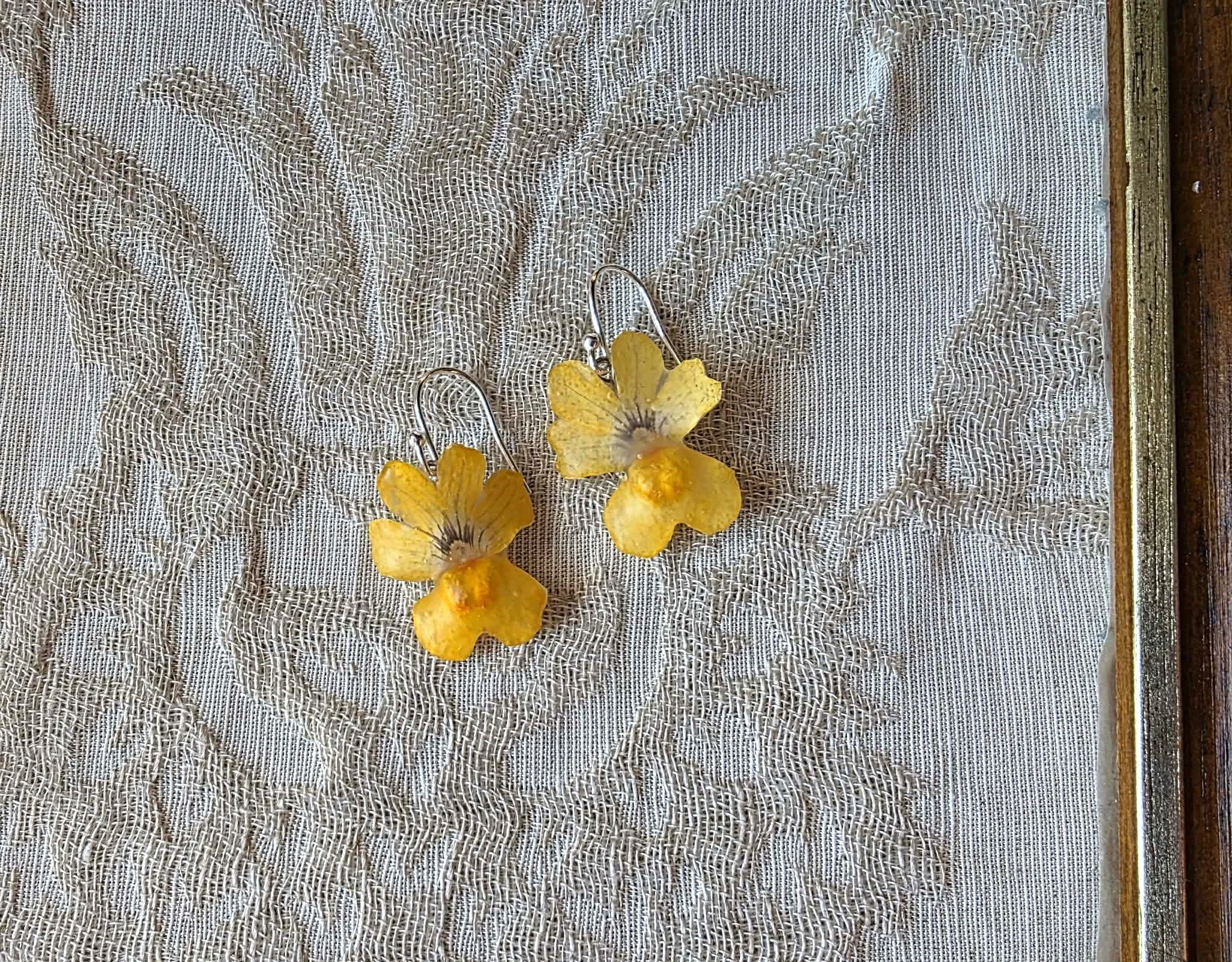 NemesiaearringsforMavis.jpg