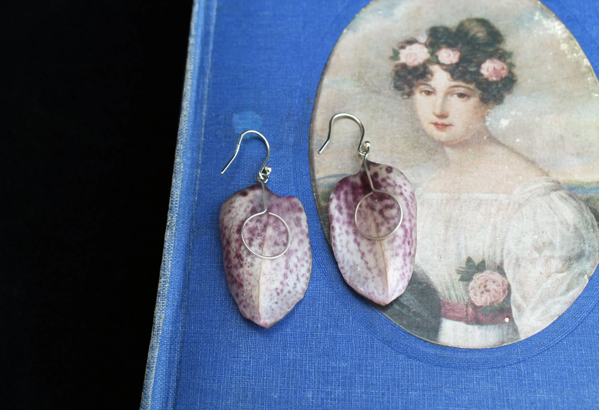 Orchid Petal earings 3.jpg