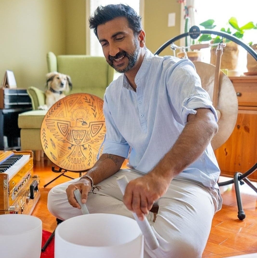 VJ (Vijayant) Bala . Holistic Wellness Guide . Musician . Conscious Entrepreneur . (Curriculum - Yoga Philosophy) . VJ Bala is a holistic wellness guide, Kirtan artist, and spiritual educator rooted in the wisdom of Bhakti Yoga, Vedanta, and consciou