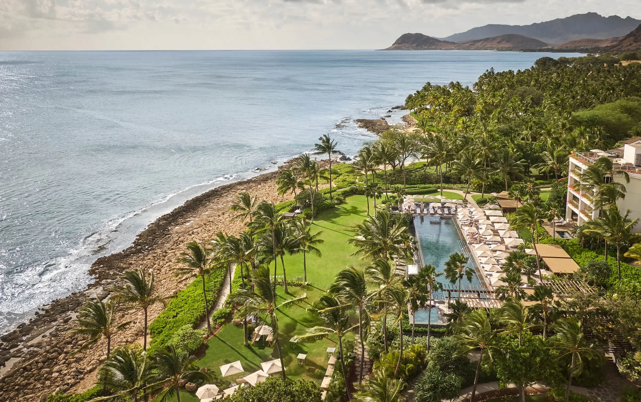 The Exquisite Allure of Four Seasons Ko Olina: A Comprehensive Review