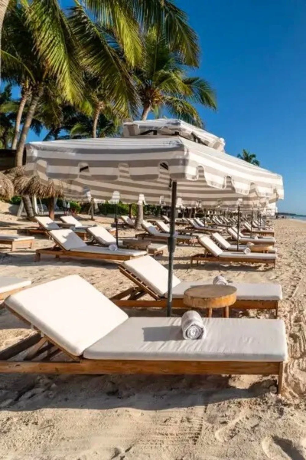  best beach clubs in tulum, Ana y Jose