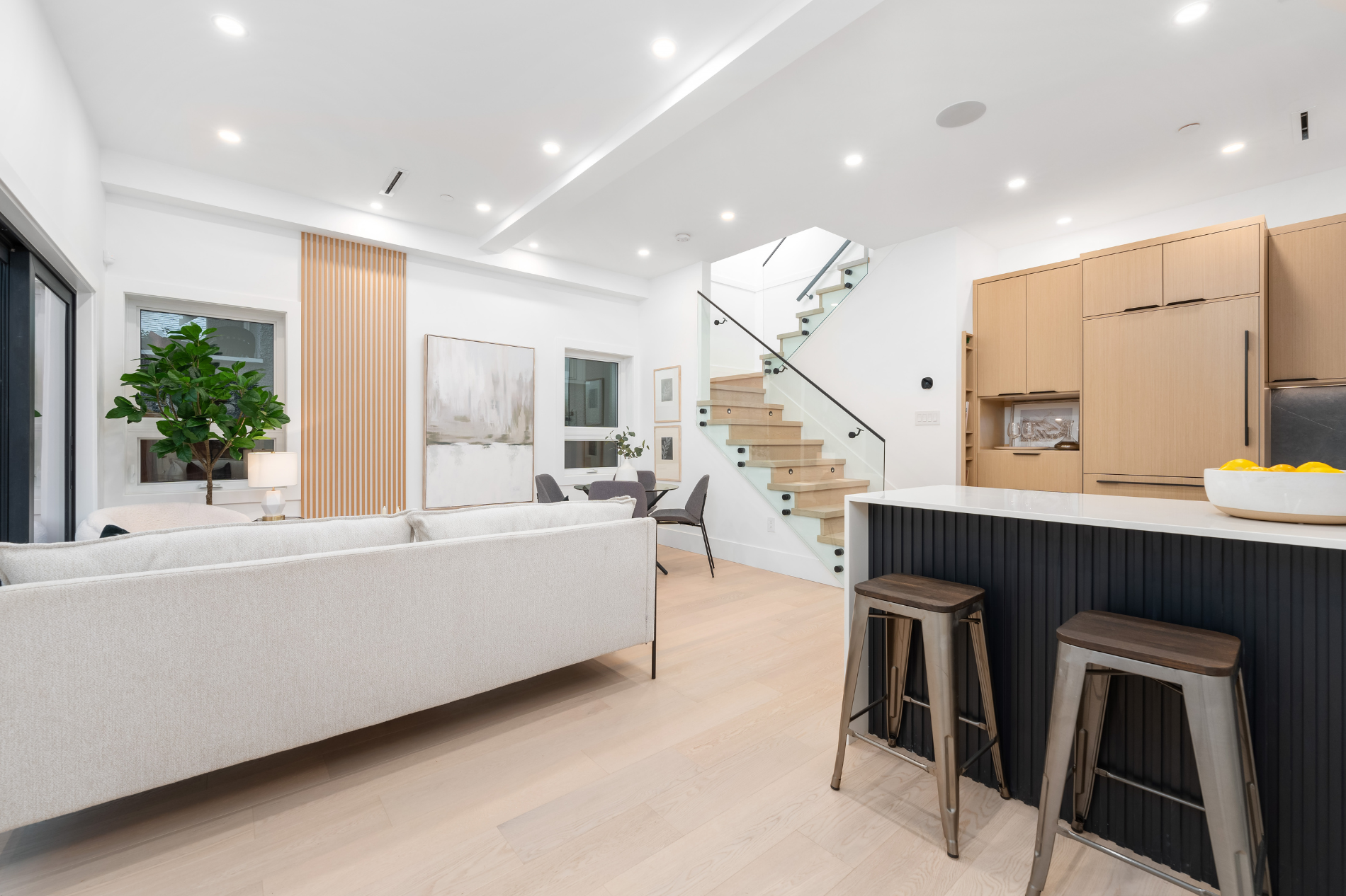 5368 Prince Edward - Duplex 9.png