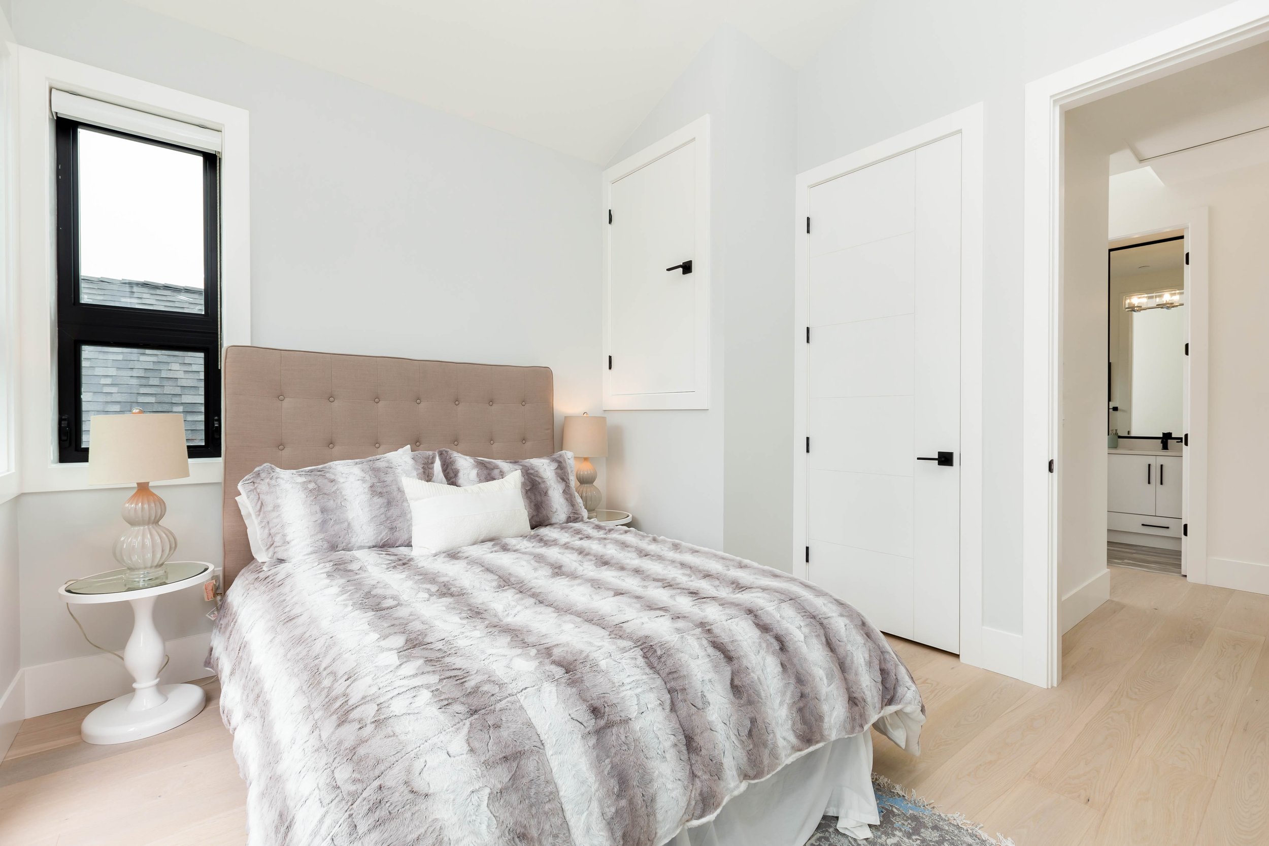 958 E.10th Vancouver, B.C-32.jpg