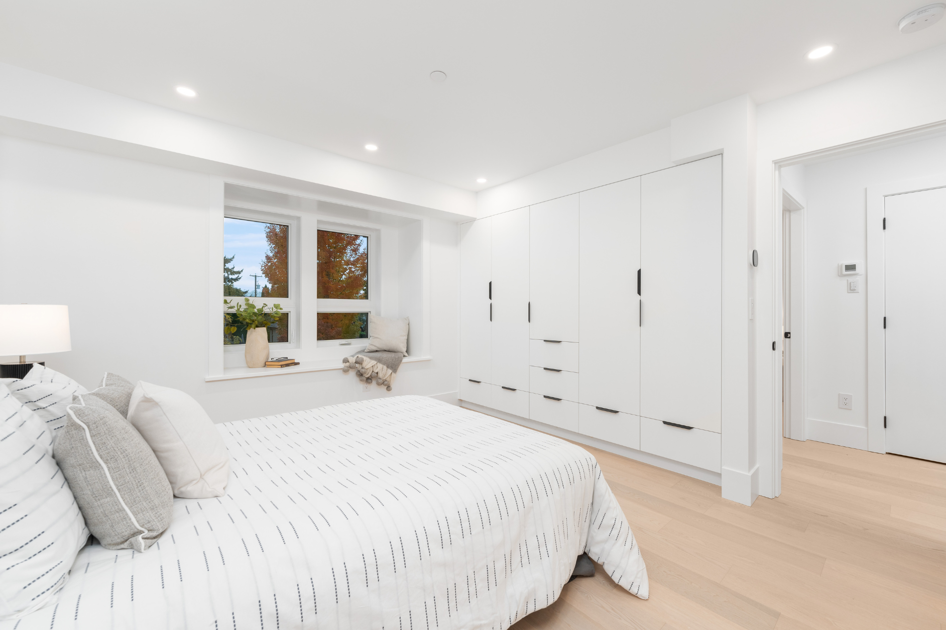 5368 Prince Edward - Duplex 10.png