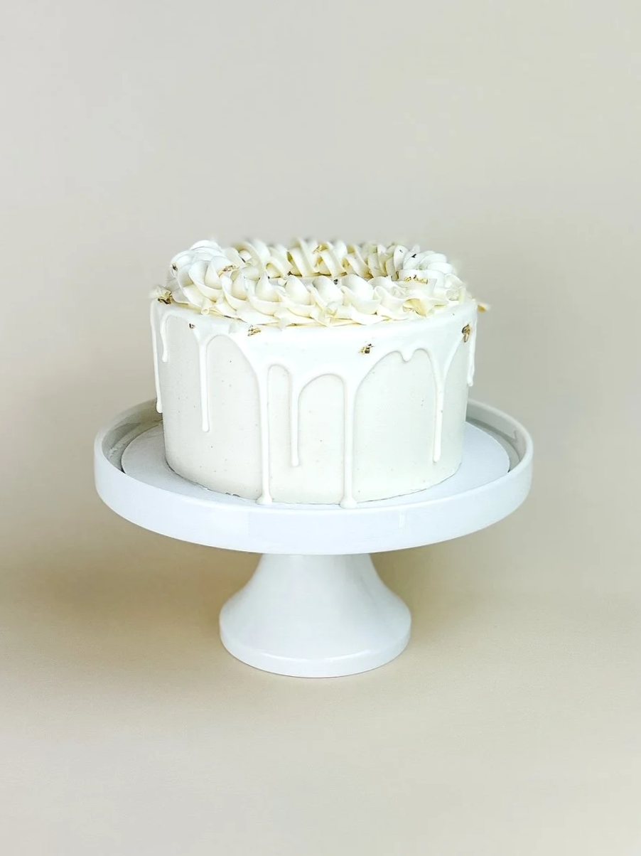 Elevated%2BVanilla%2BBean%2BCake.png
