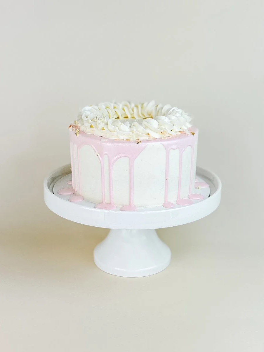 Elevated+Pink+Champagne+Cake.png