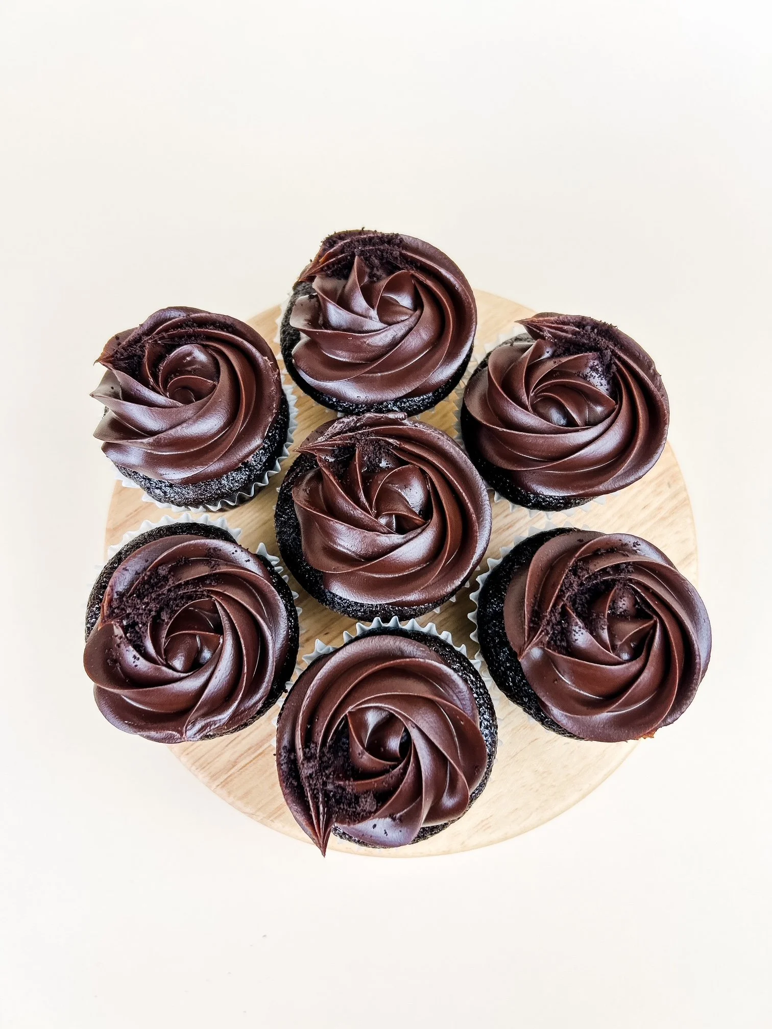 Cupcakes (6 varieties available)