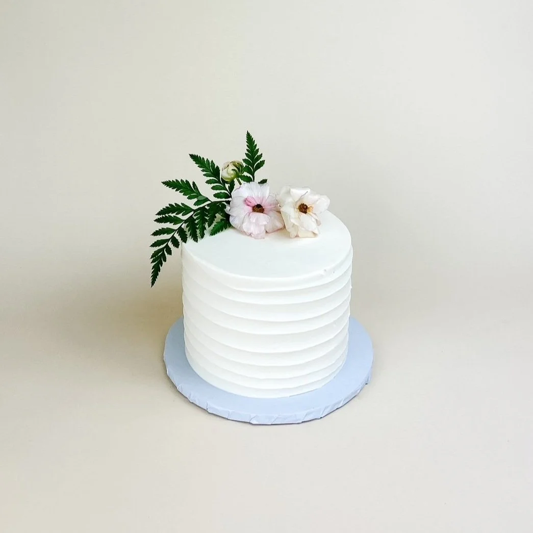 cake with line texture