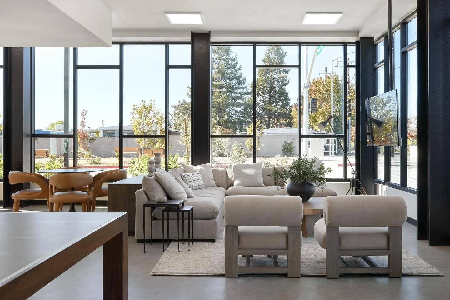 🤍🤍

#okinteriordesigns 

📸 by @public311design