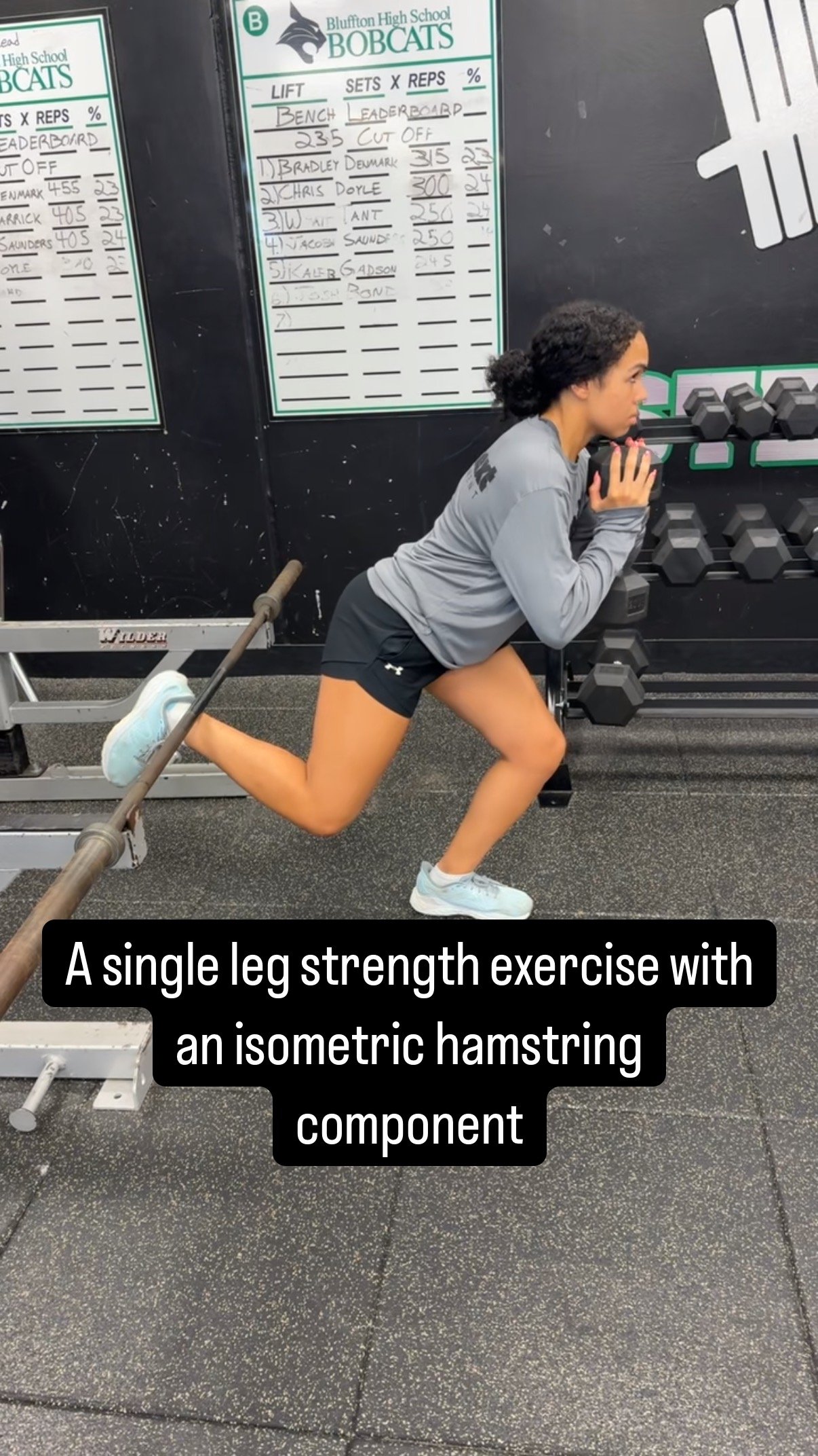 A single leg strength exercise with an isometric hamstring component #soccer #girlssoccer #soccertraining #strengthtraining #strengthandconditioning