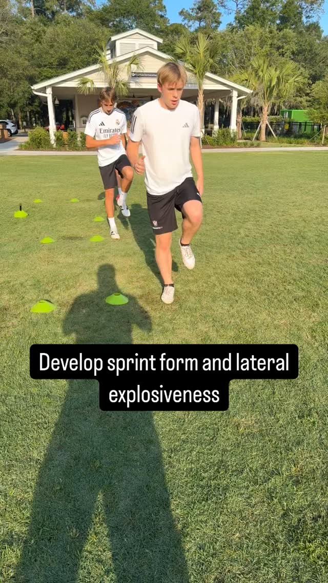 Develop sprint form and lateral explosiveness #soccer #soccertraining #speed #speedtraining #speeddrills #soccerspeed #strengthandconditioning