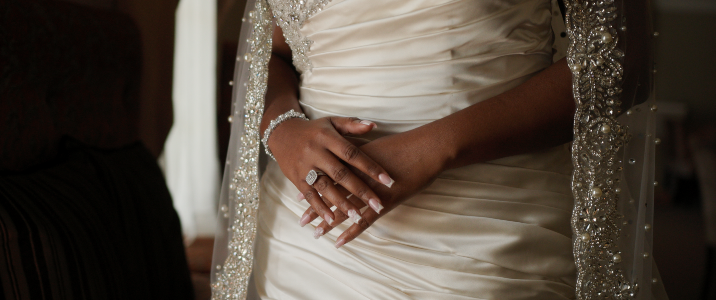 crystal wedding ring0.png