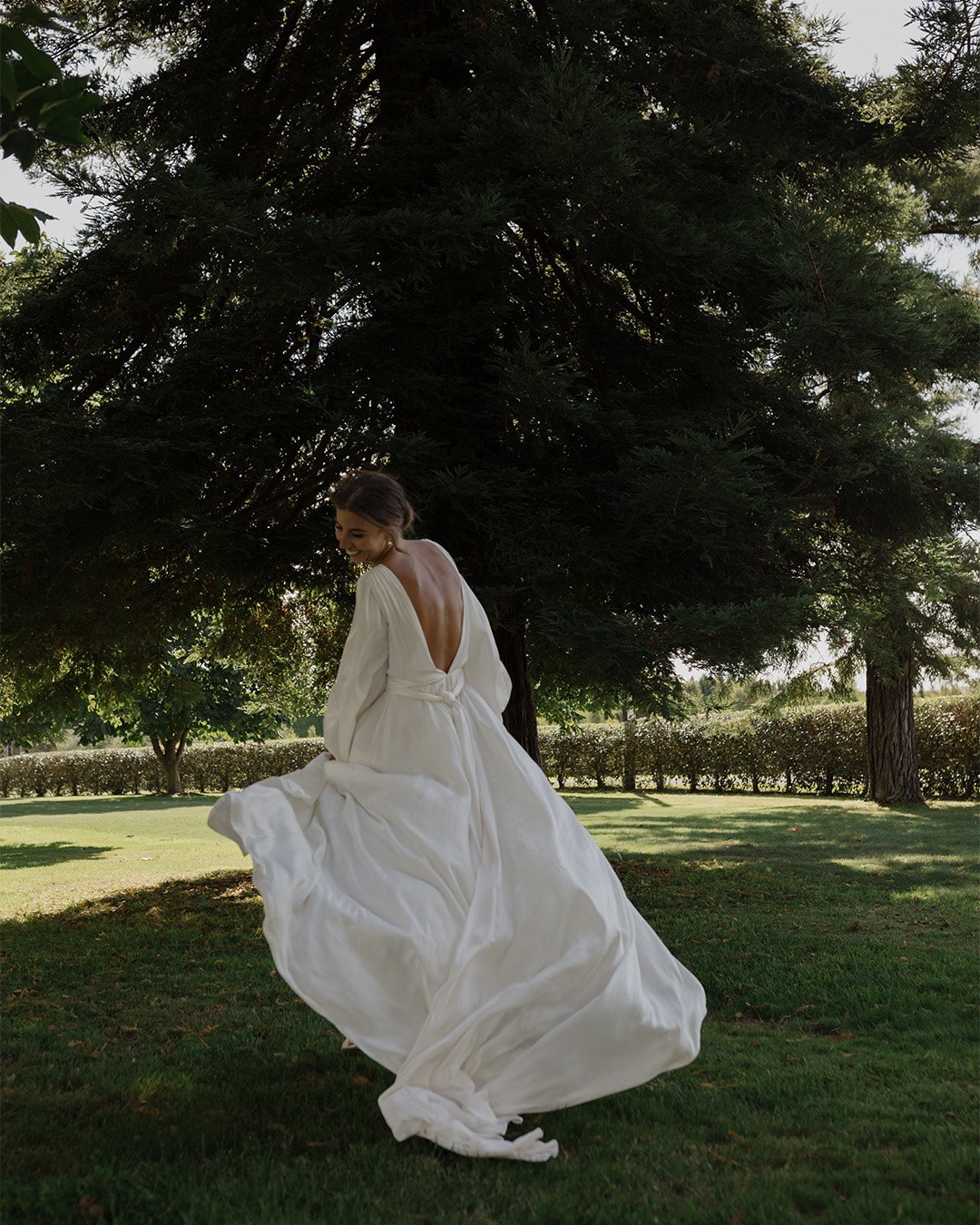 Experience the enchanting soft romance of @greta.levene &amp; @samuellevene's breathtaking garden wedding.

Greta was our dream bride wearing our La Lune Gown from our LUNA BEA Collection. 

Photography @loversbyrubyjayne
Gown @lunabeabride