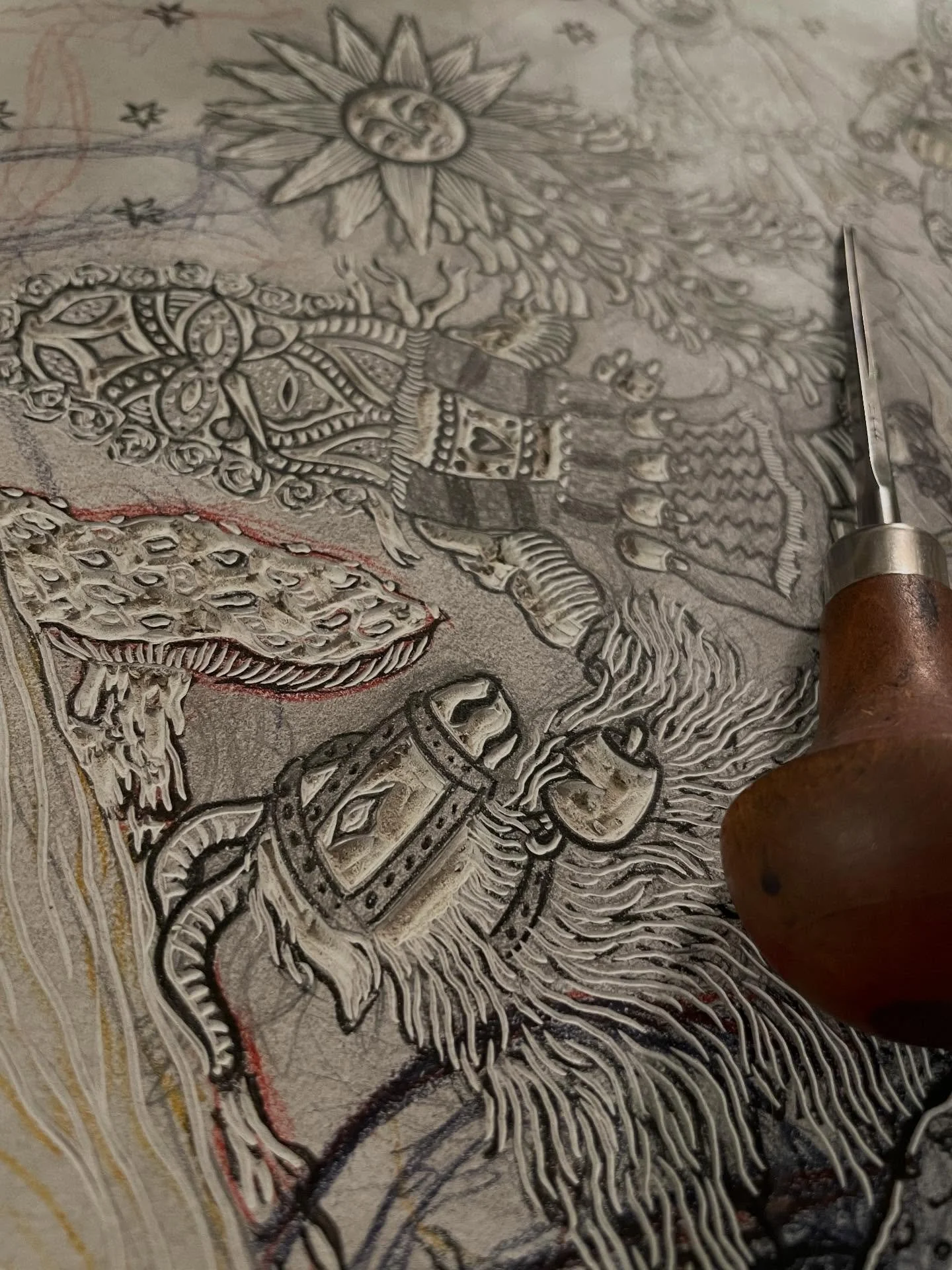 Work still going, after some sort of light back injury. We had to reschedule our linocut workshop at @sito.studio BUT new date is 24th of January - a few spots left 
.
.
.
#linocut #printmaking #grabado #workshop #pagan