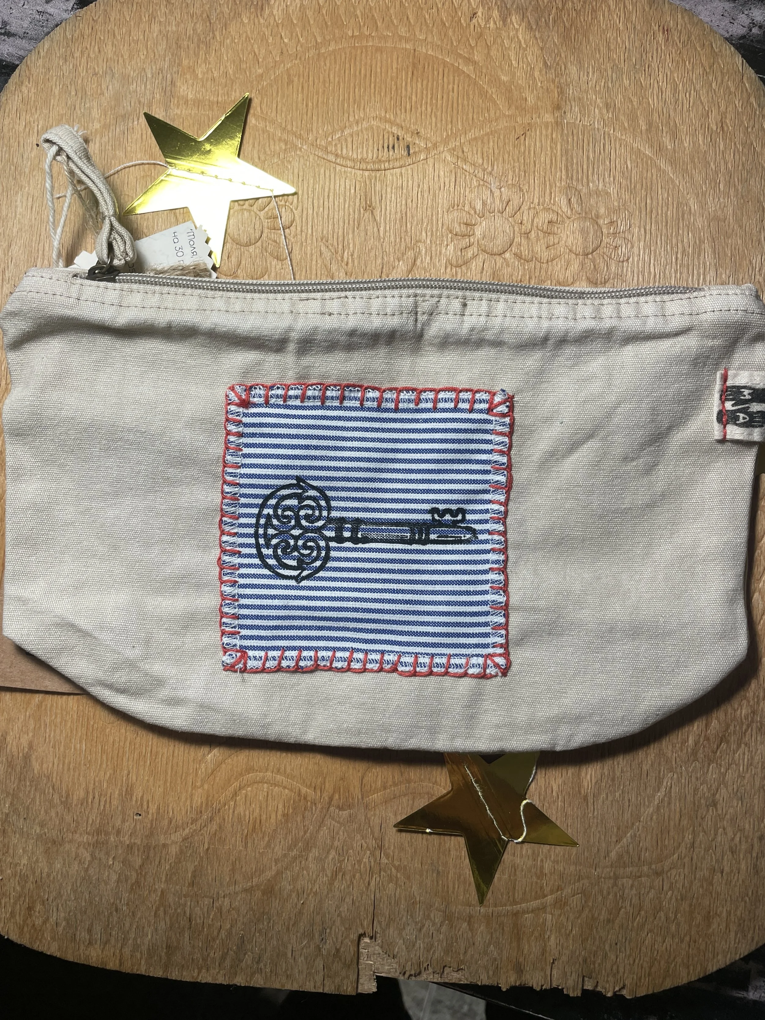 THE KEY Cotton Pouch with a Linen Linocut Patch