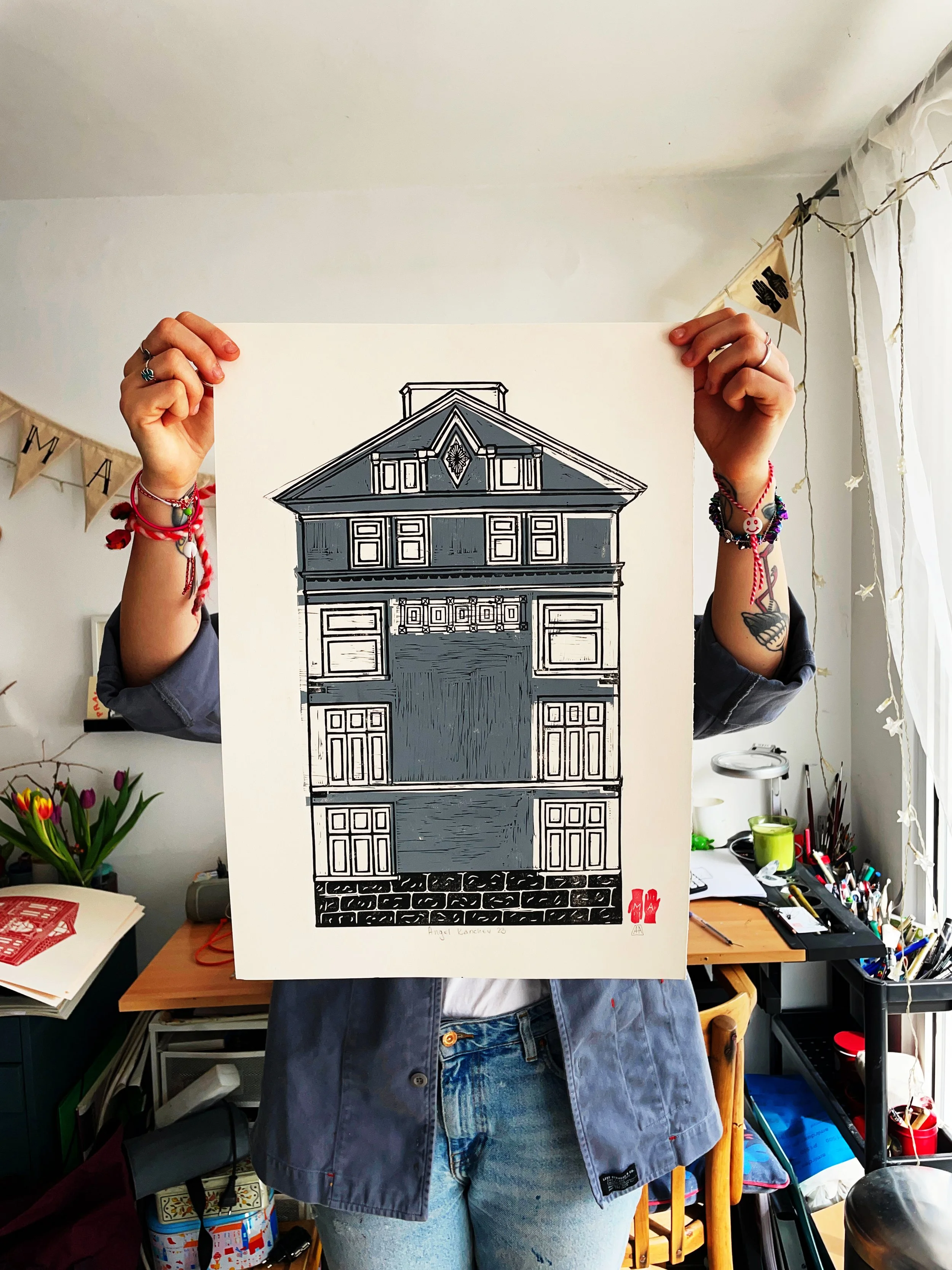 My husband's favourite flat in from of his high-school on Angel Kanchev Str. 