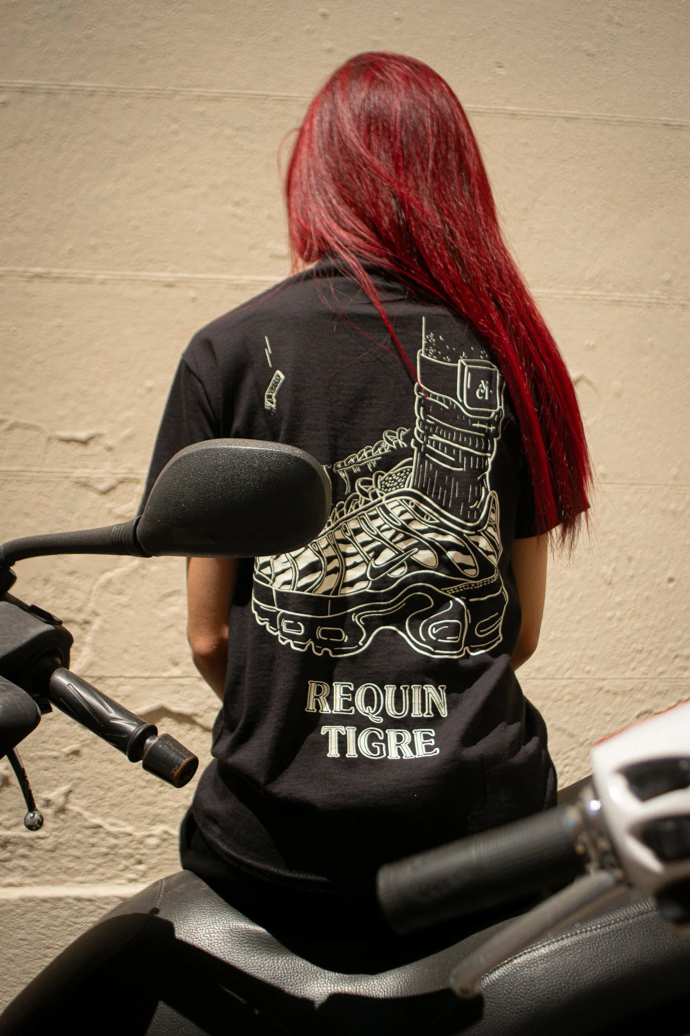 REQUIN TIGRE, le t-shirt