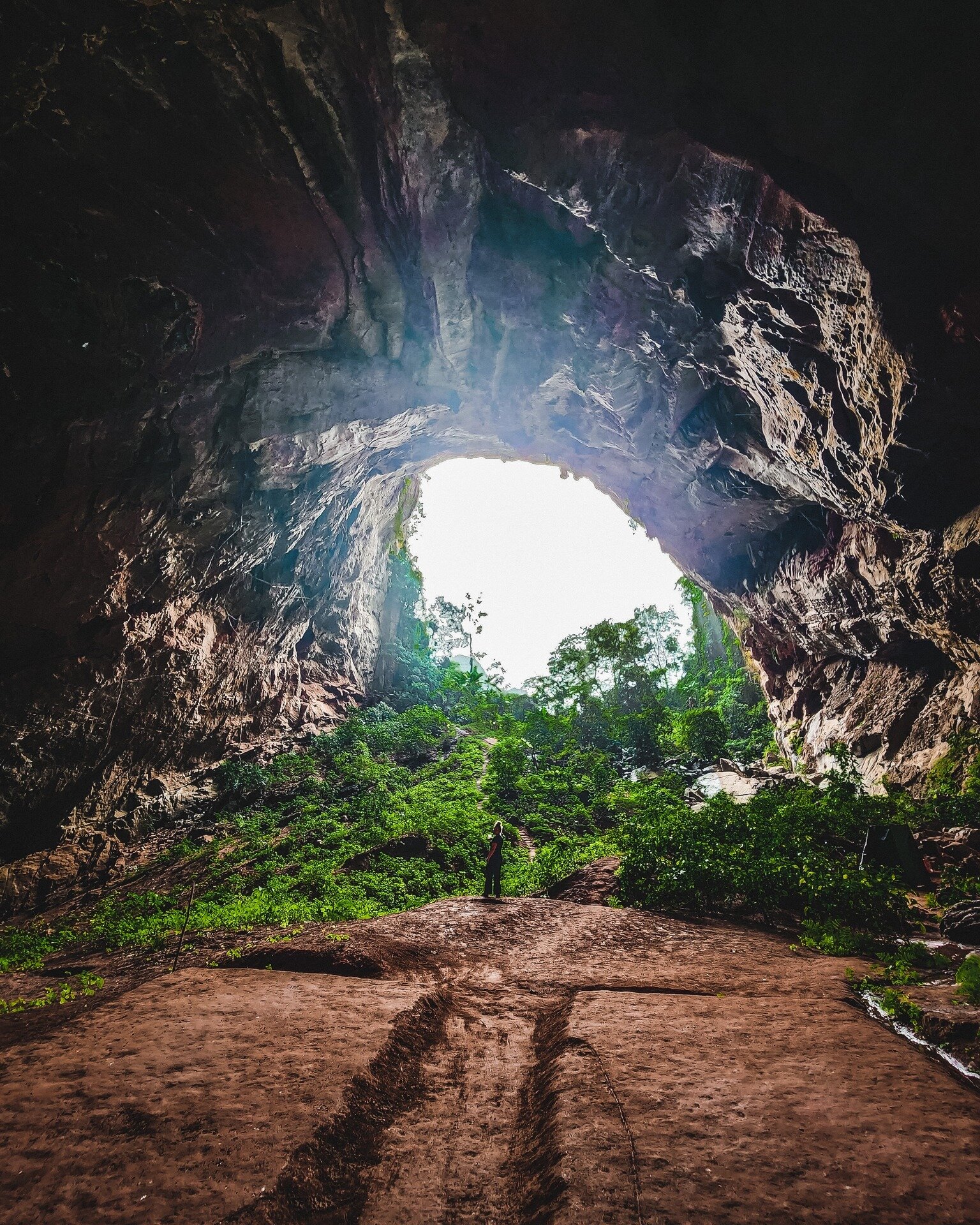 Phong Nha is home to some of the greatest adventures that Vietnam has to offer. 

A few weeks ago I was able to partake in an incredible and unique experience, one that took me deep into the world&rsquo;s 4th largest cave. 

In this 2 -day 1 -night j