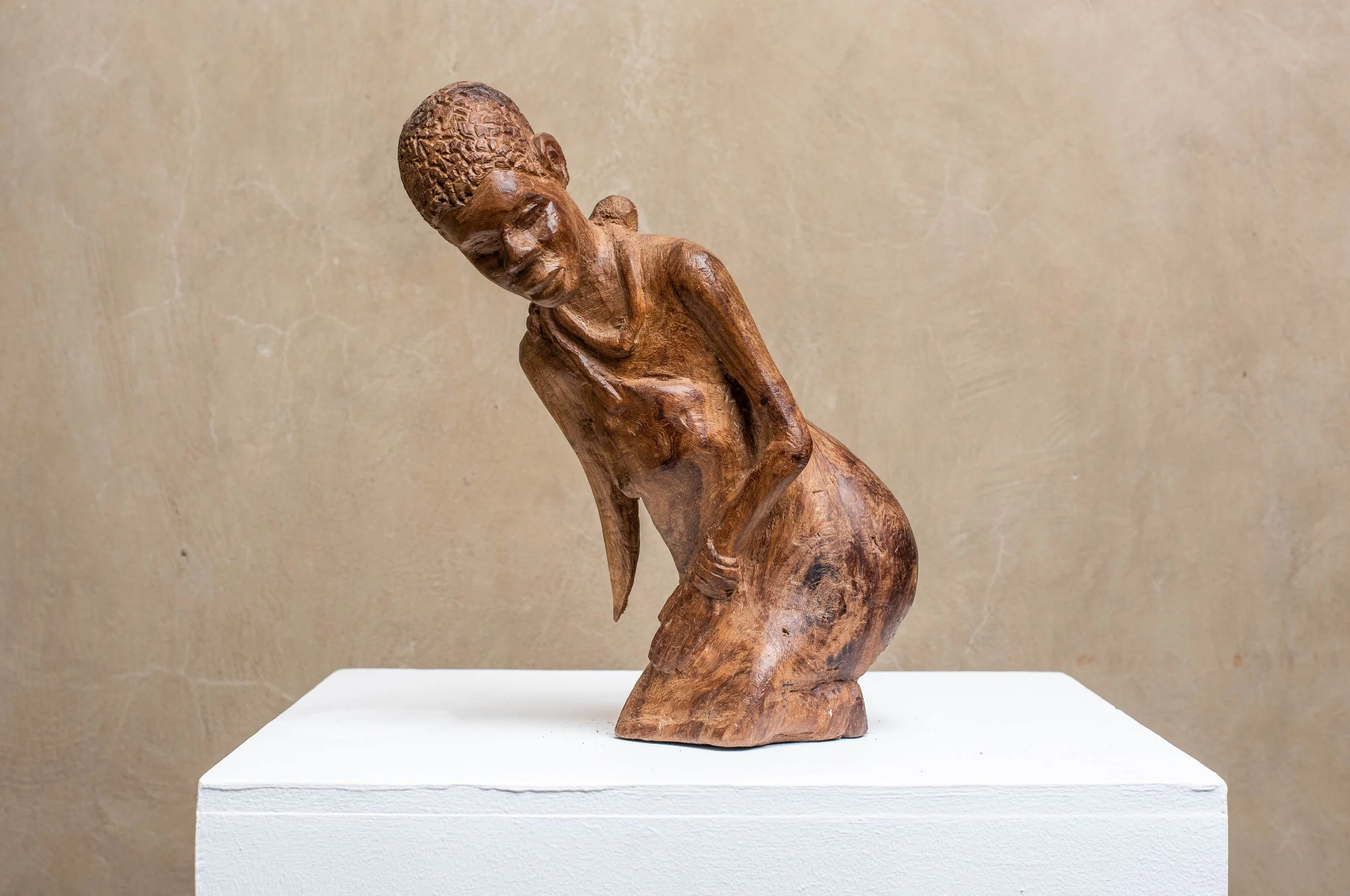 Noria Mabasa, Fight for me, 2005. Mtondo, 20 x 20 x 29 cm_Landscape_2.jpg
