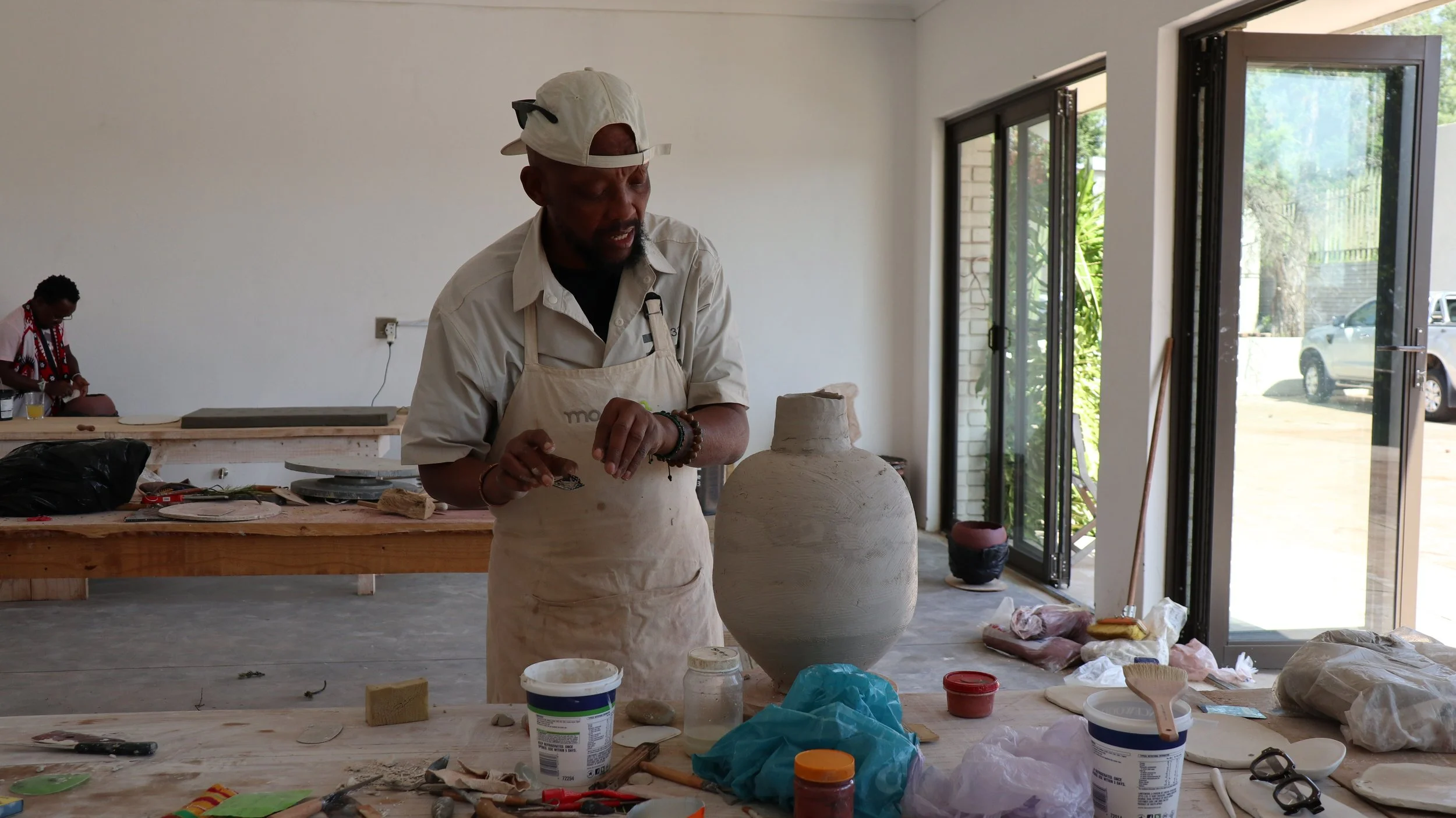 VLCS_Workshops_Ceramics_Art Formes_2026_Photo_Tristin Roland_2.JPG