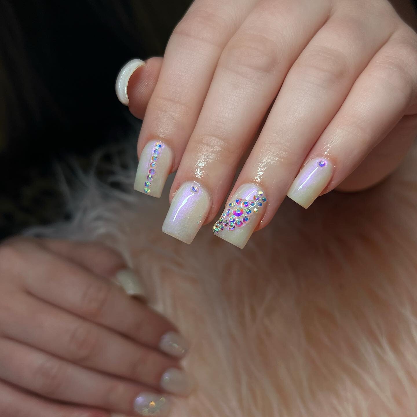 Click Link In Bio To Book 🔥

#glitternails #makeup #pedicure #nailporn #instagood #nailsalon #longnails #nailsaddict #unhasdecoradas #beautiful #nailinspo #hair #ombrenails #coffinnails #nailpro #nailaddict #glitter #explorepage #art #nailsmagazine 