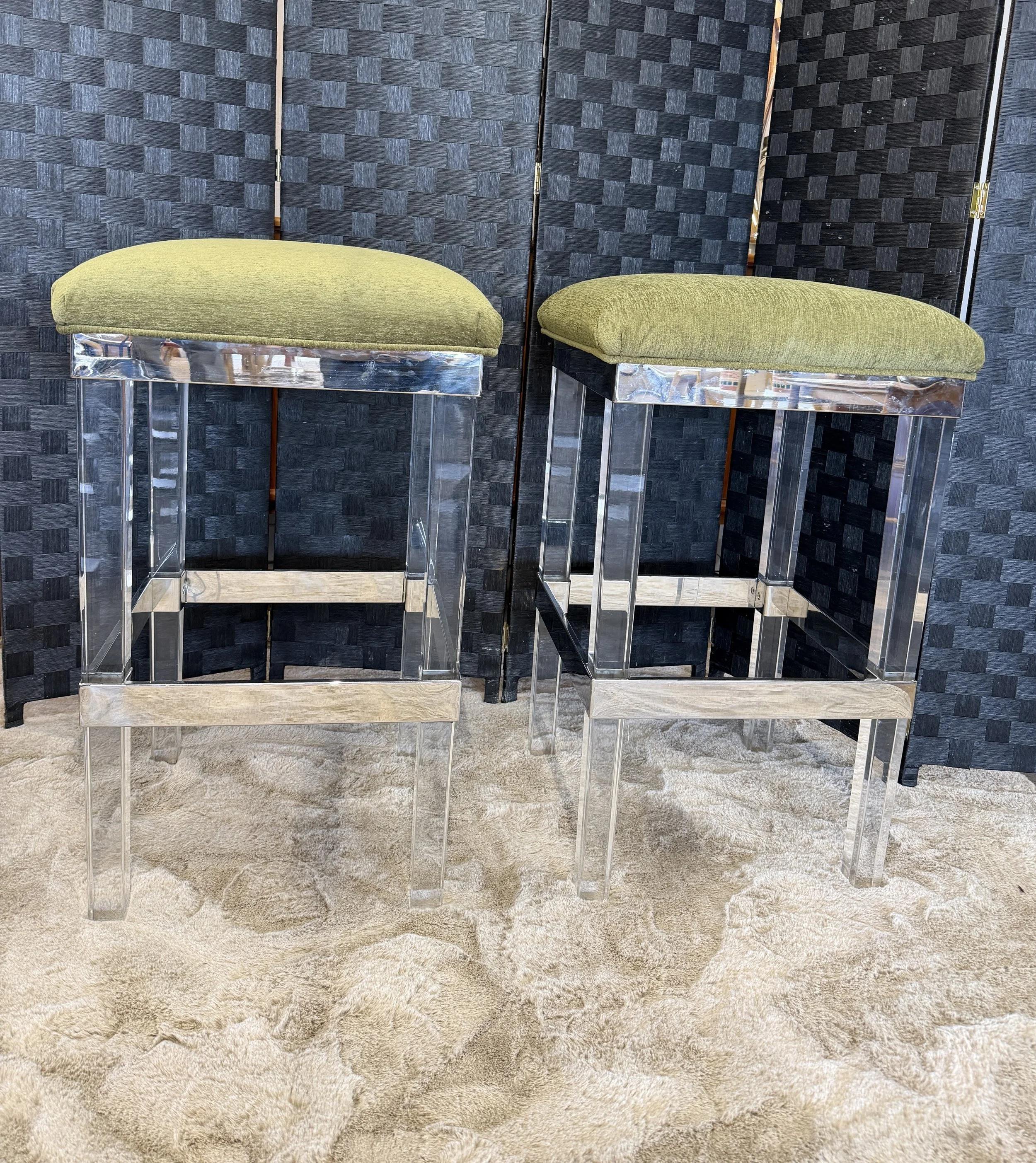 Pair of Bernhardt Lucite and Chrome Barstools