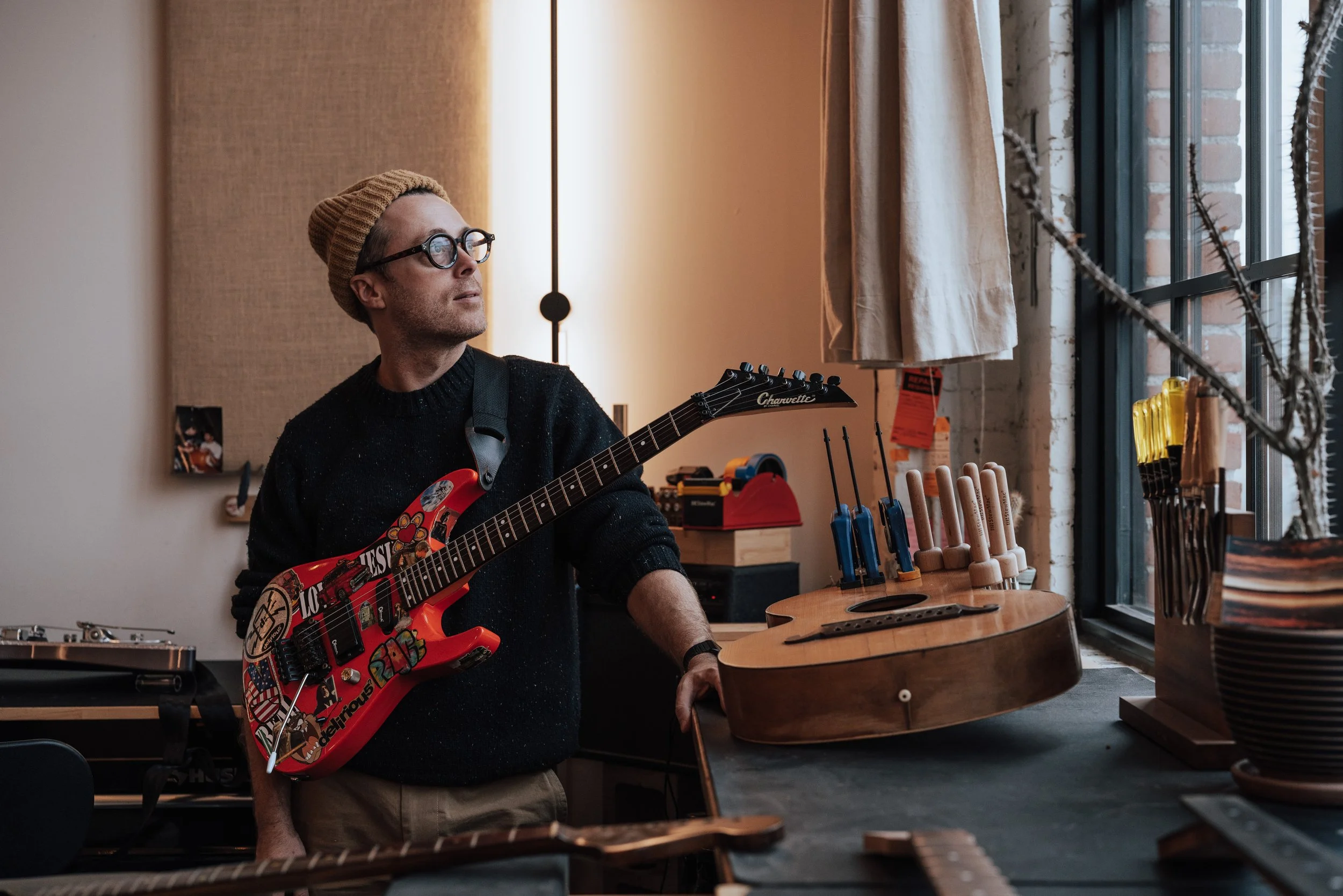The Mojo of Music - Overman Guitars-34.jpg