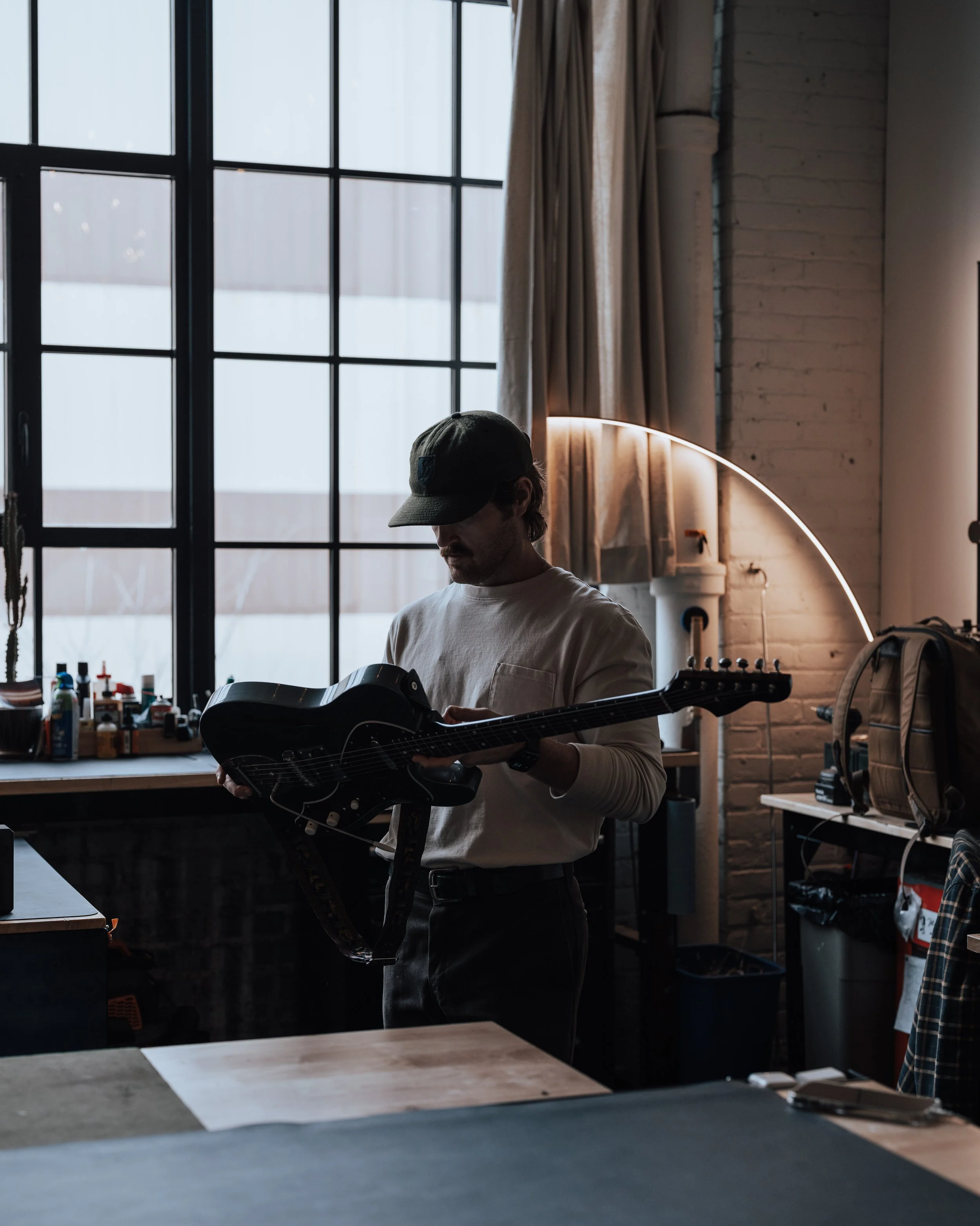 The Mojo of Music - Overman Guitars-9.jpg