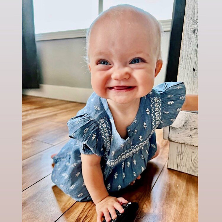 Look at that adorable smile! We LOVE getting photos of our sweet Bella Babies! 

✨Want to share photos of your little ones with our community? DM us. ;) ✨

#baby #smile #cute #share #yay #babysmilesarethebest #adorable #cutebabysmiles #love #bellabab