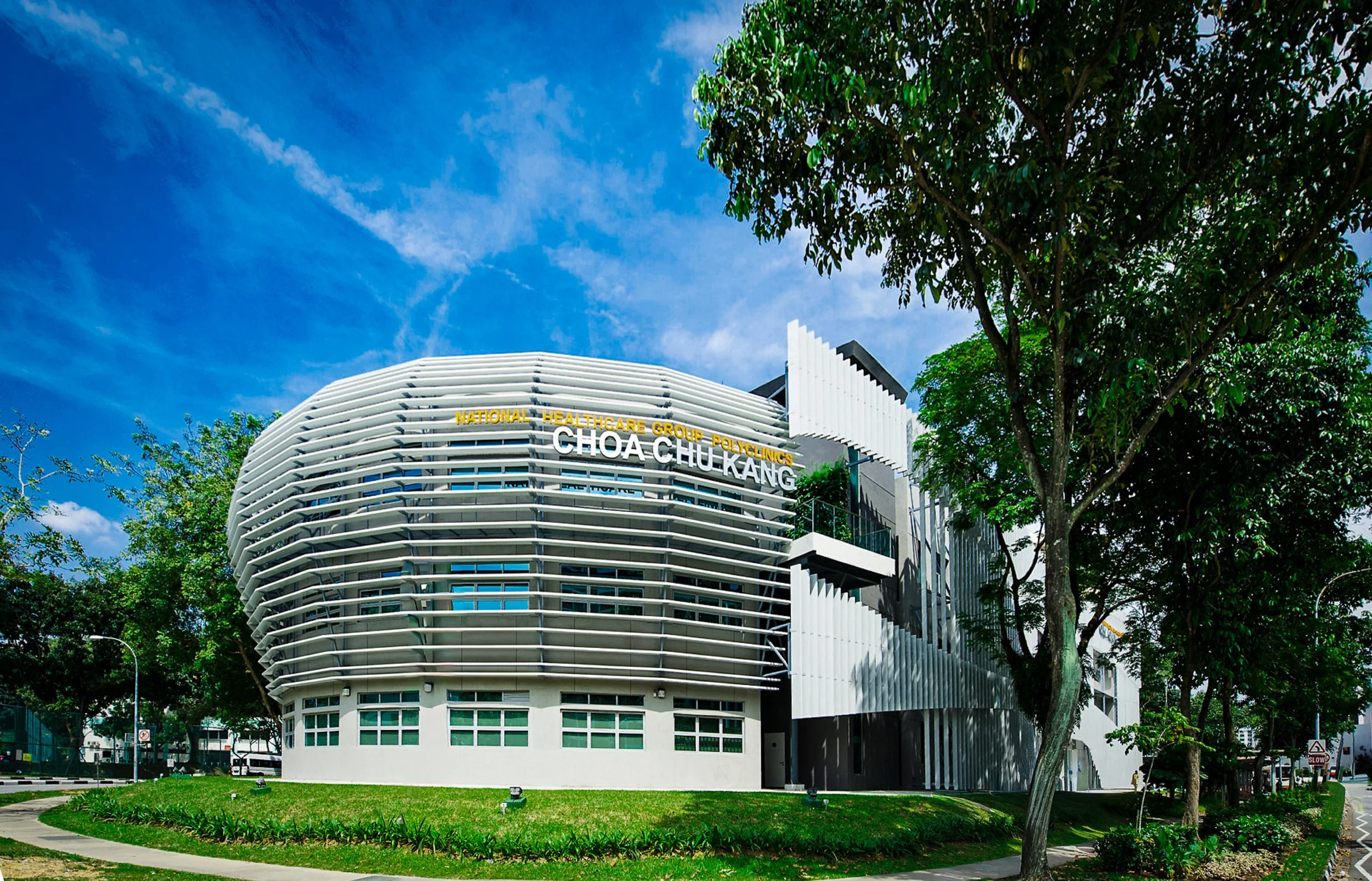 building-exterior-001.jpg